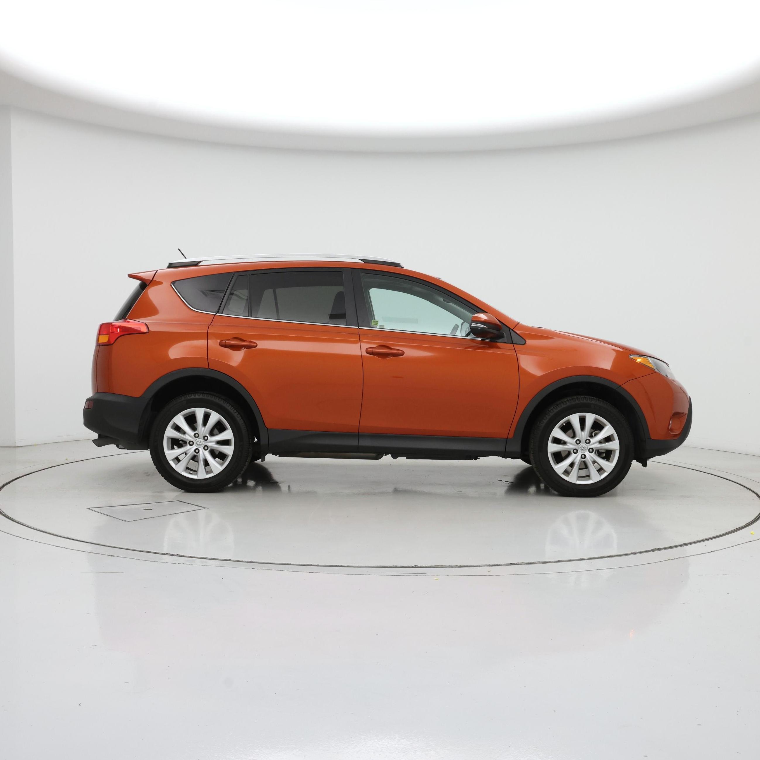 Thumbnail: 2015 Toyota RAV4 - 7