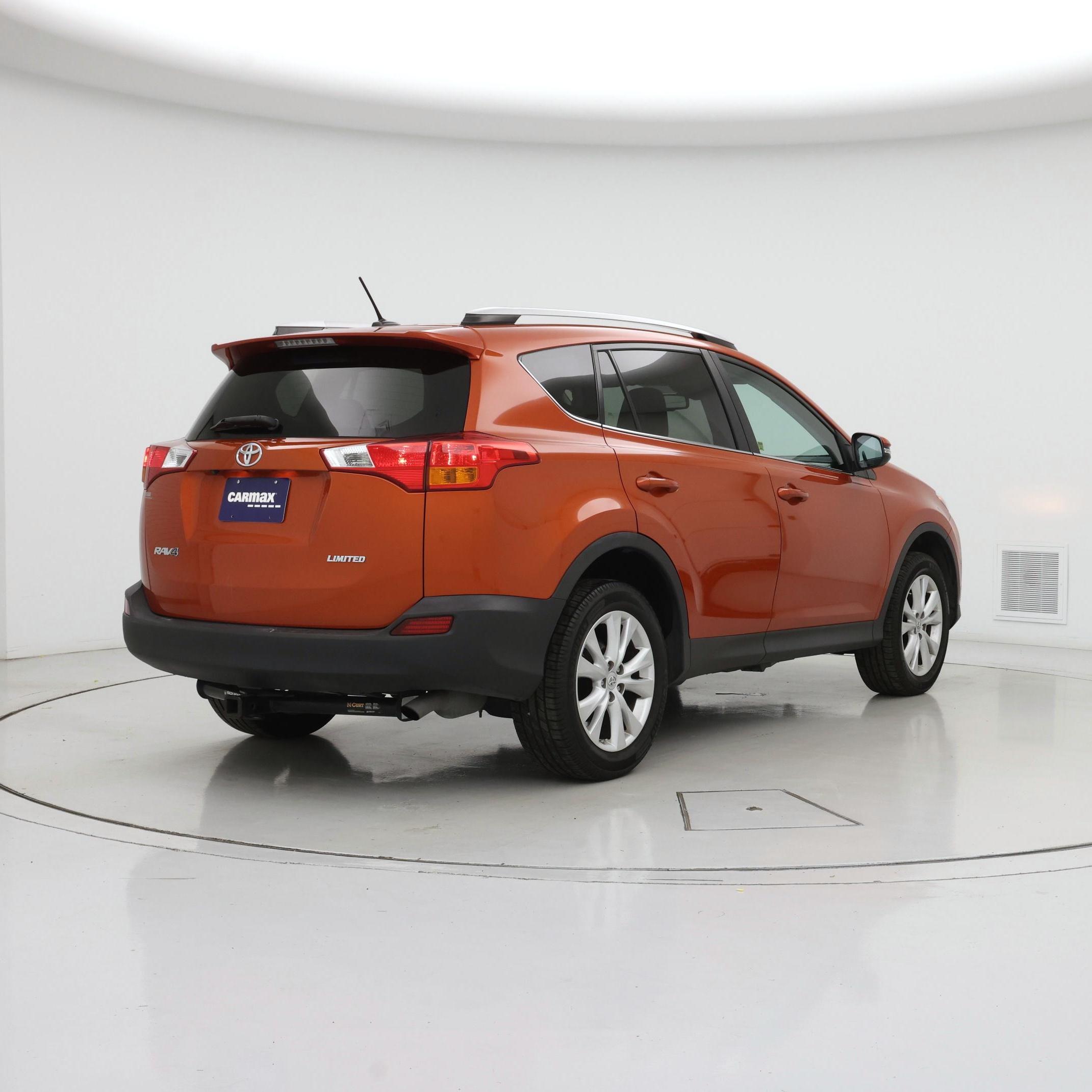 Thumbnail: 2015 Toyota RAV4 - 8