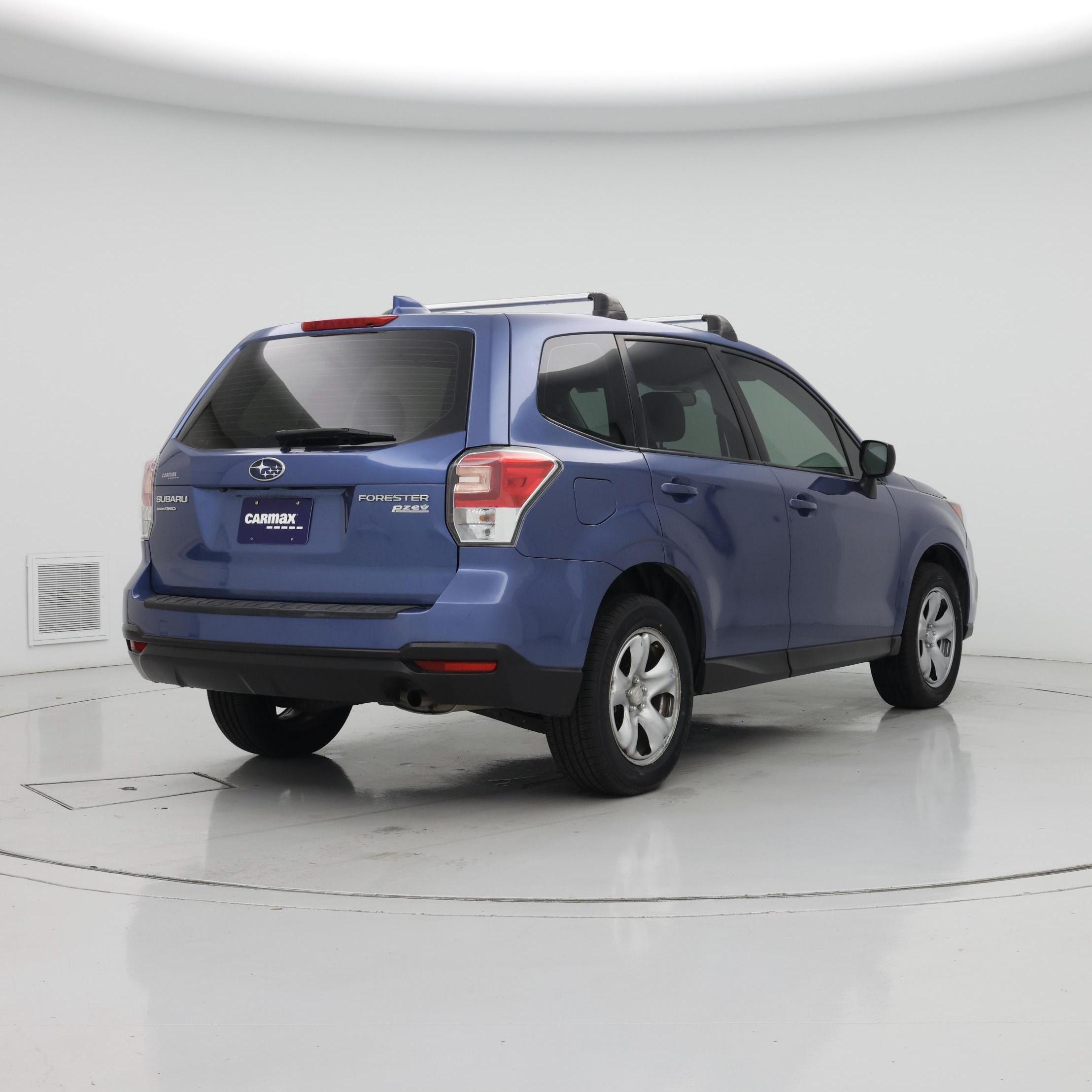 Thumbnail: 2017 Subaru Forester - 8