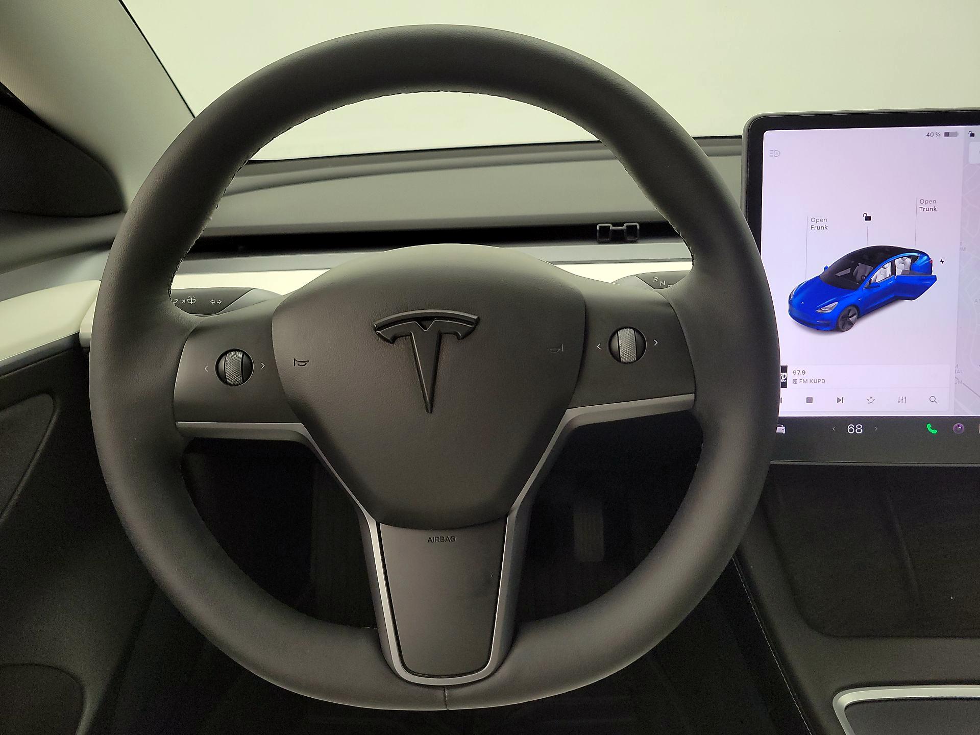 Thumbnail: 2021 Tesla Model 3 - 10