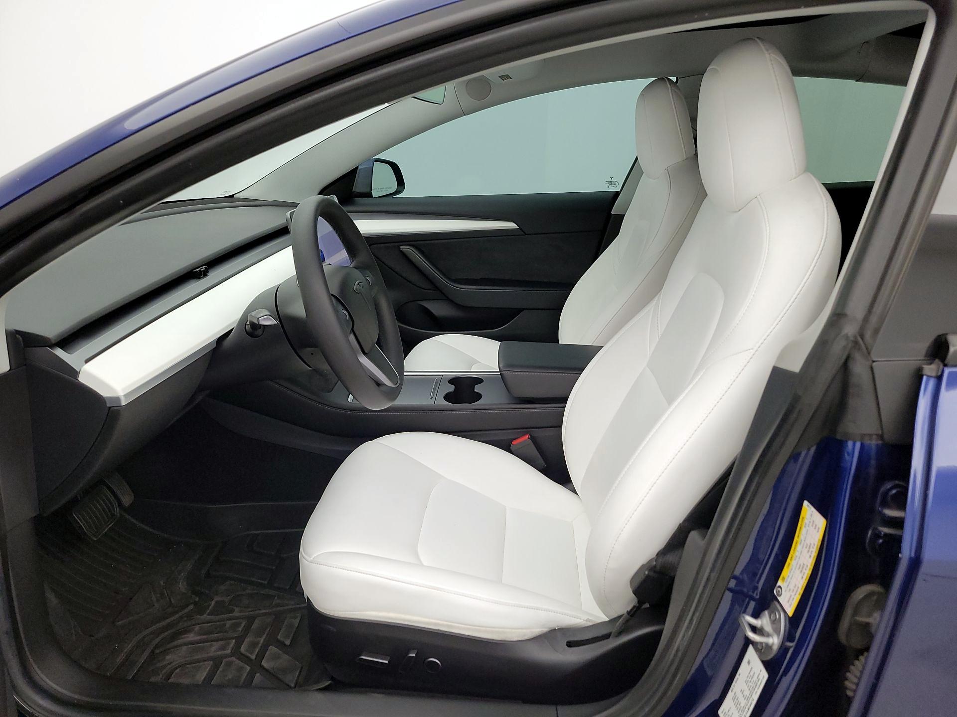 Thumbnail: 2021 Tesla Model 3 - 11