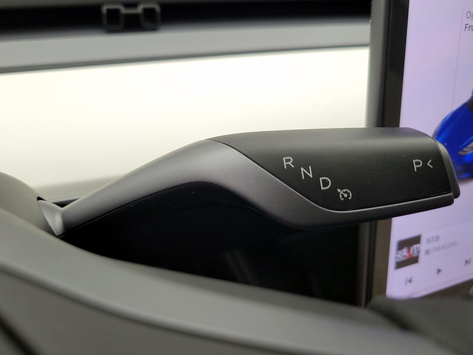 Thumbnail: 2021 Tesla Model 3 - 17