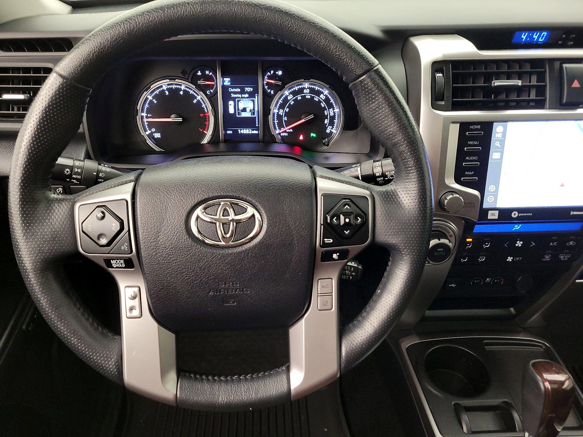 Thumbnail: 2023 Toyota 4Runner - 10