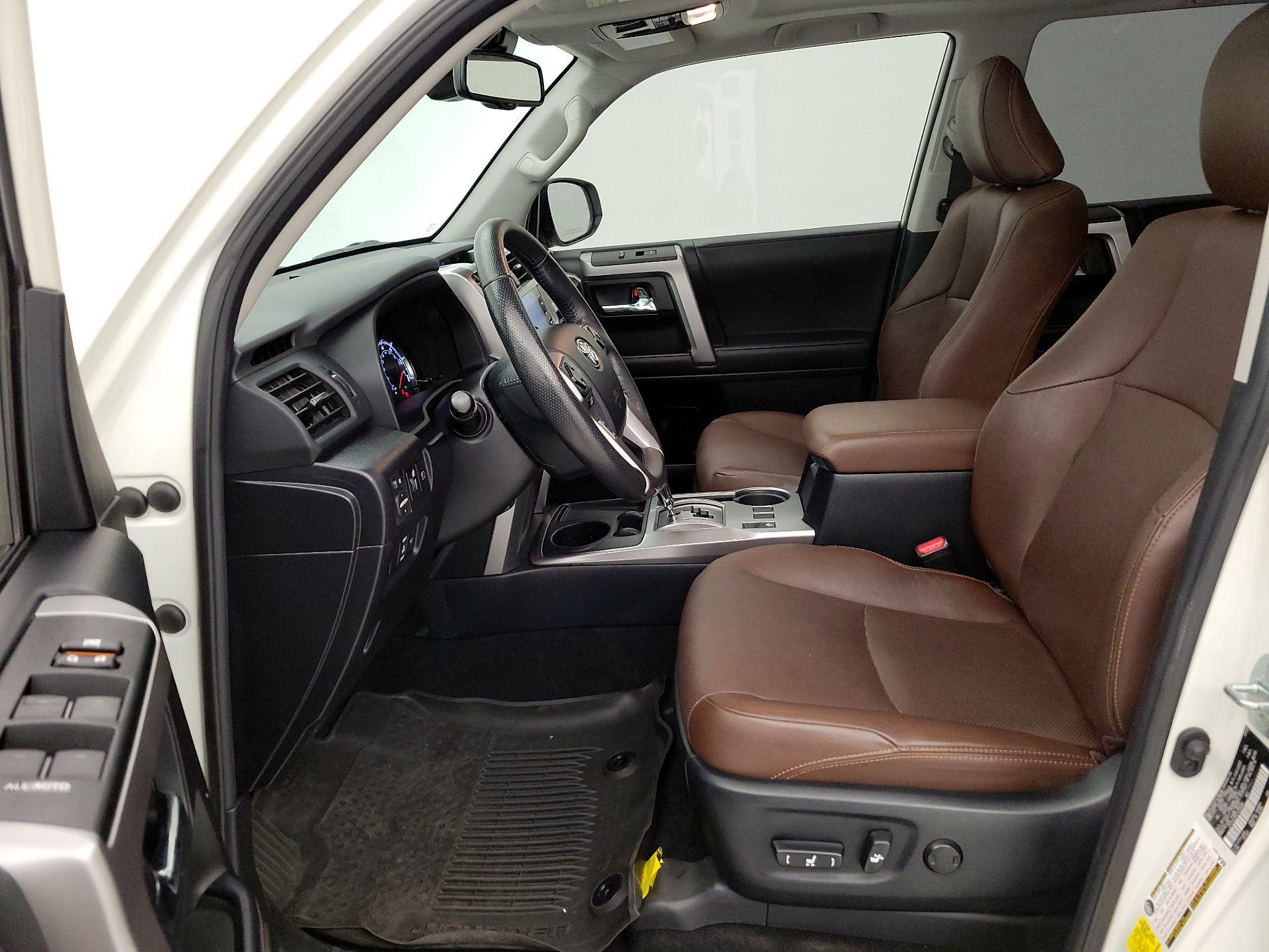 Thumbnail: 2023 Toyota 4Runner - 11