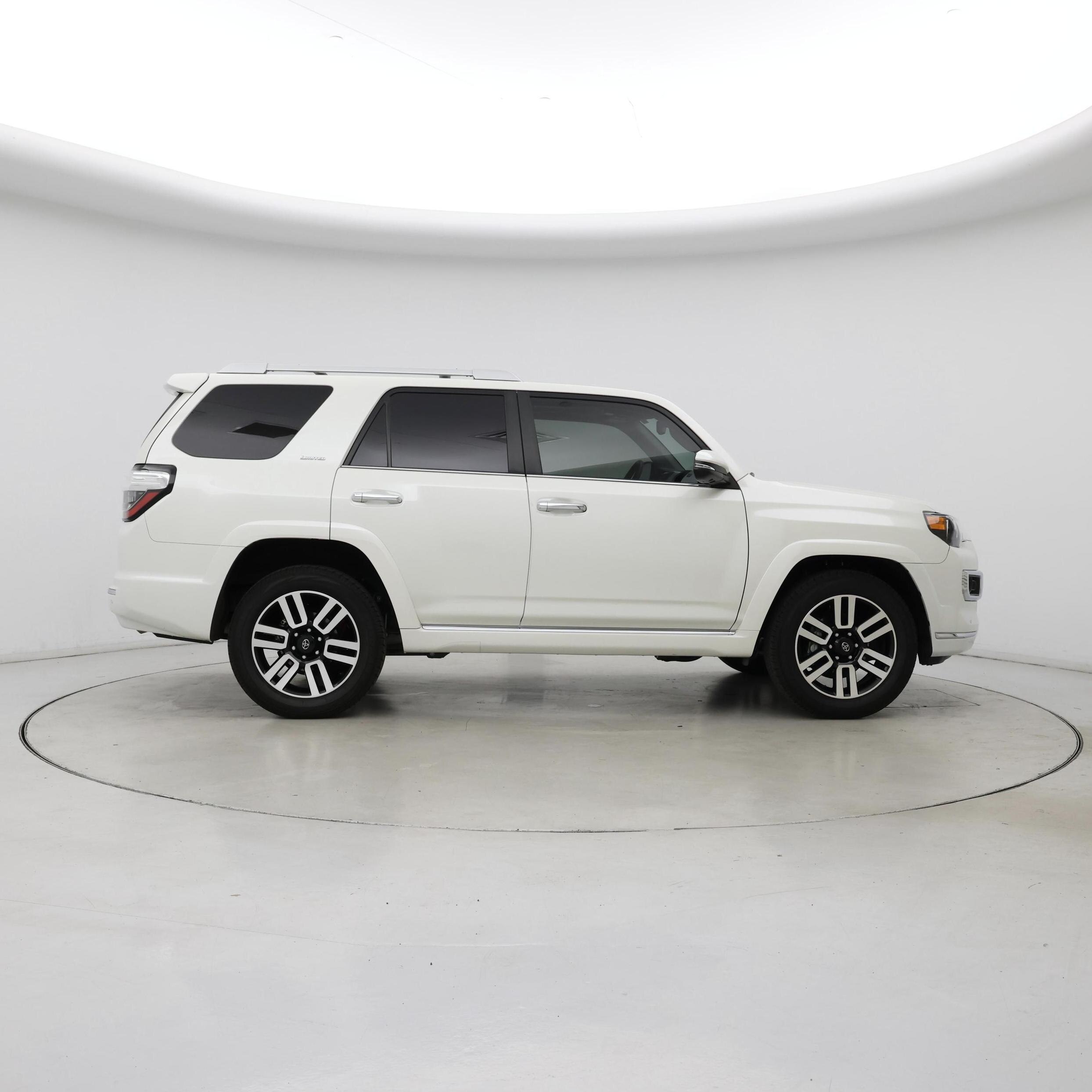 Thumbnail: 2023 Toyota 4Runner - 7