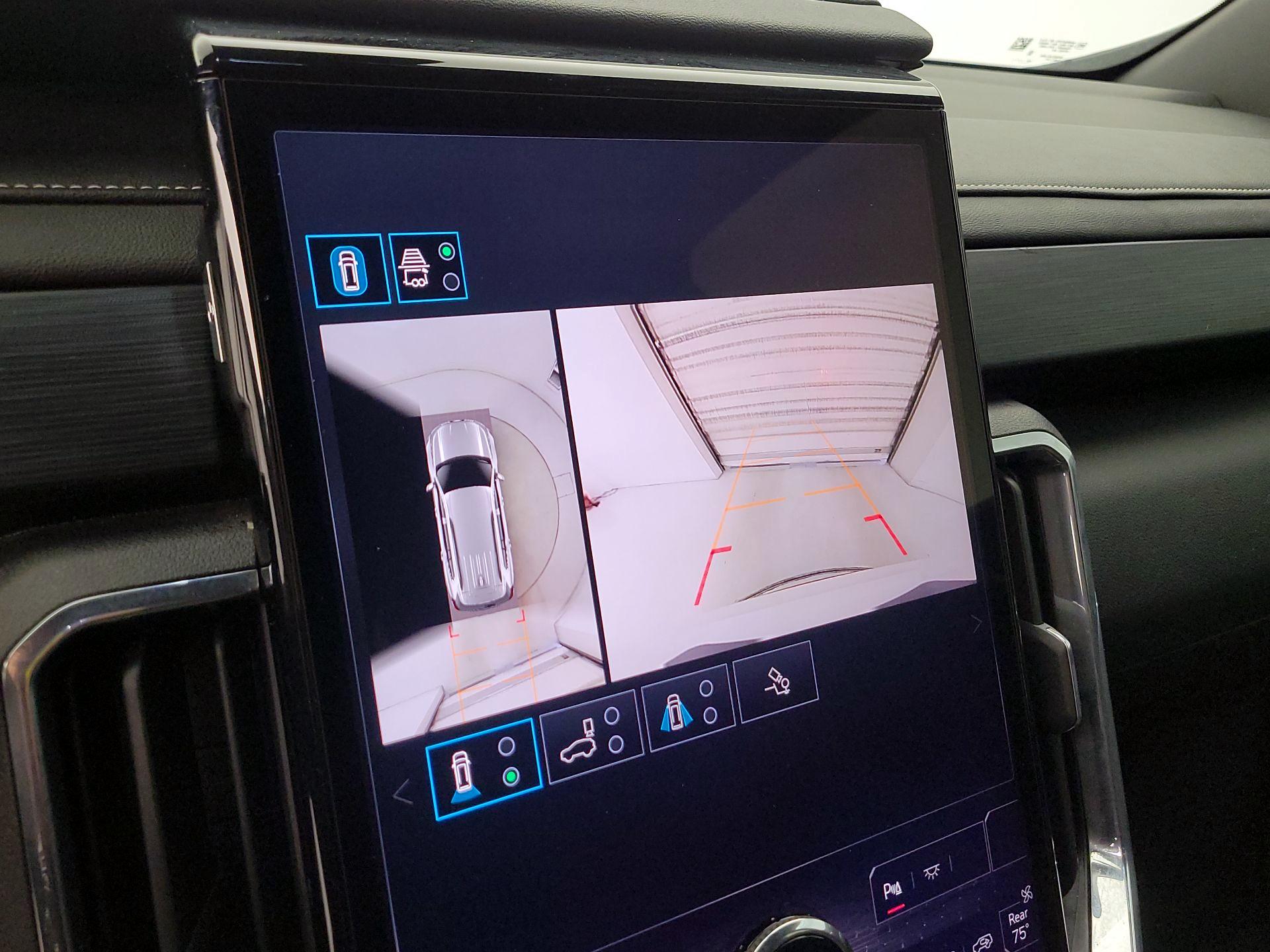 Thumbnail: 2025 GMC Acadia - 15