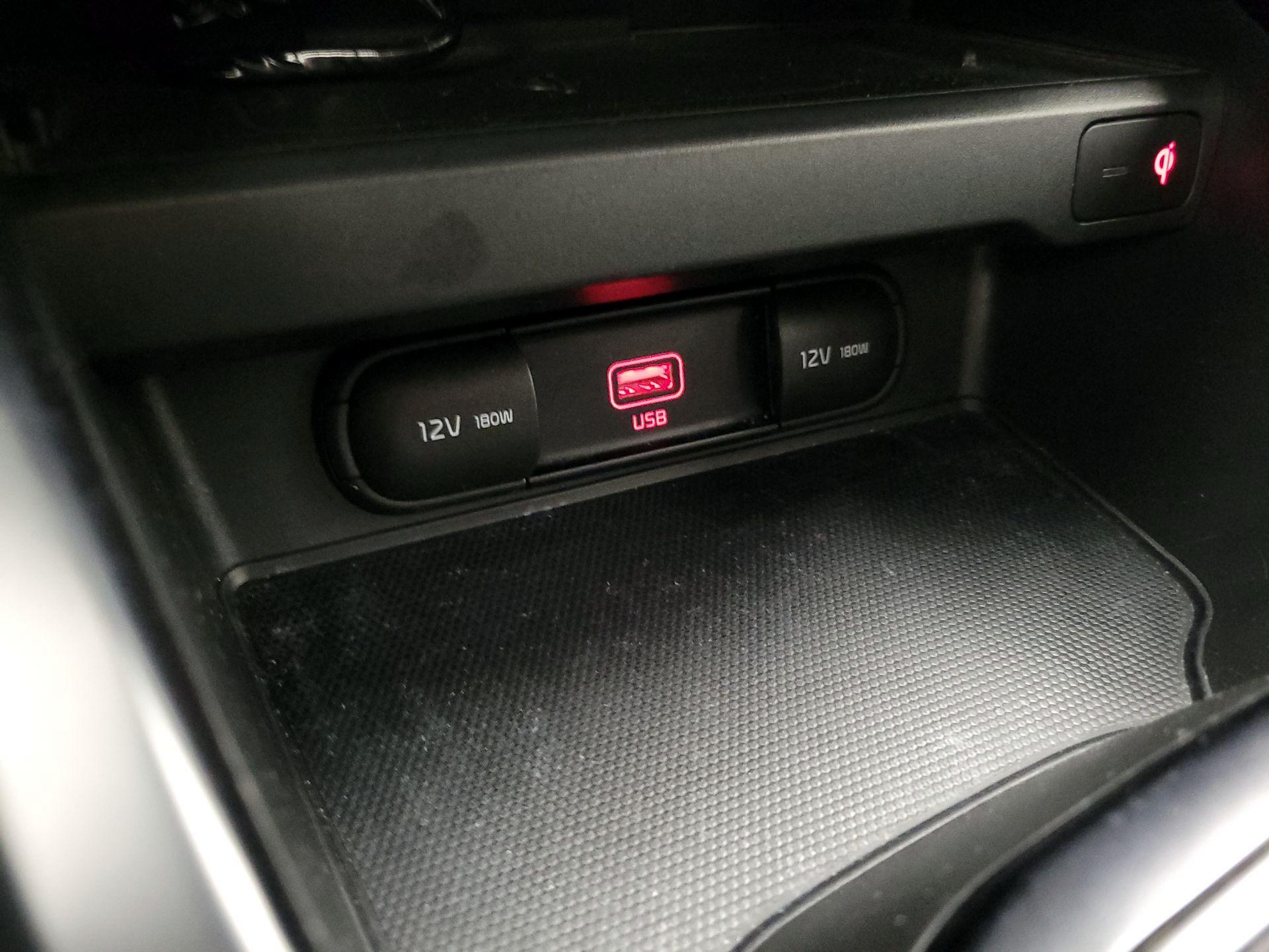 Thumbnail: 2020 Kia Soul - 18