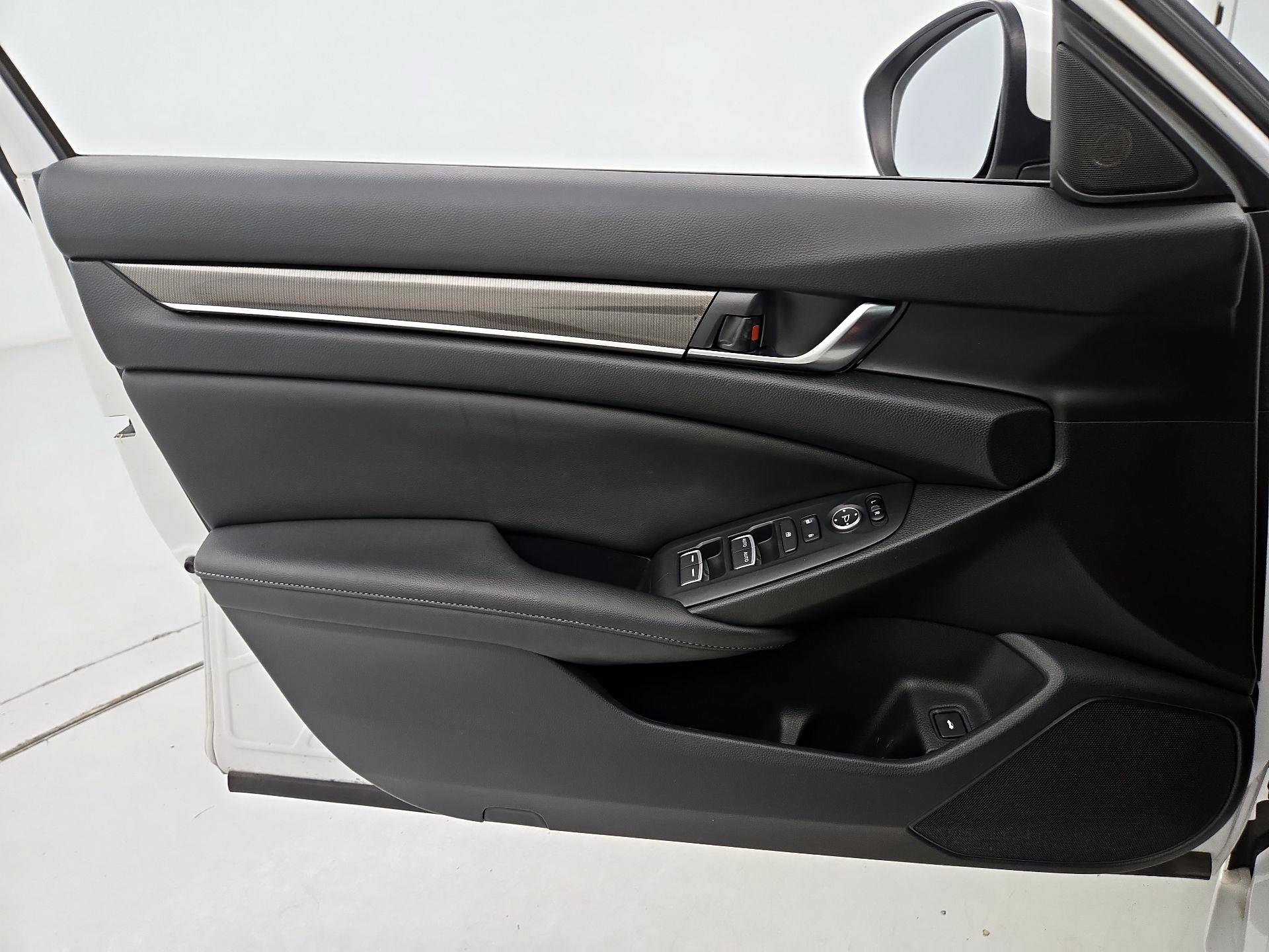 Thumbnail: 2020 Honda Accord - 12