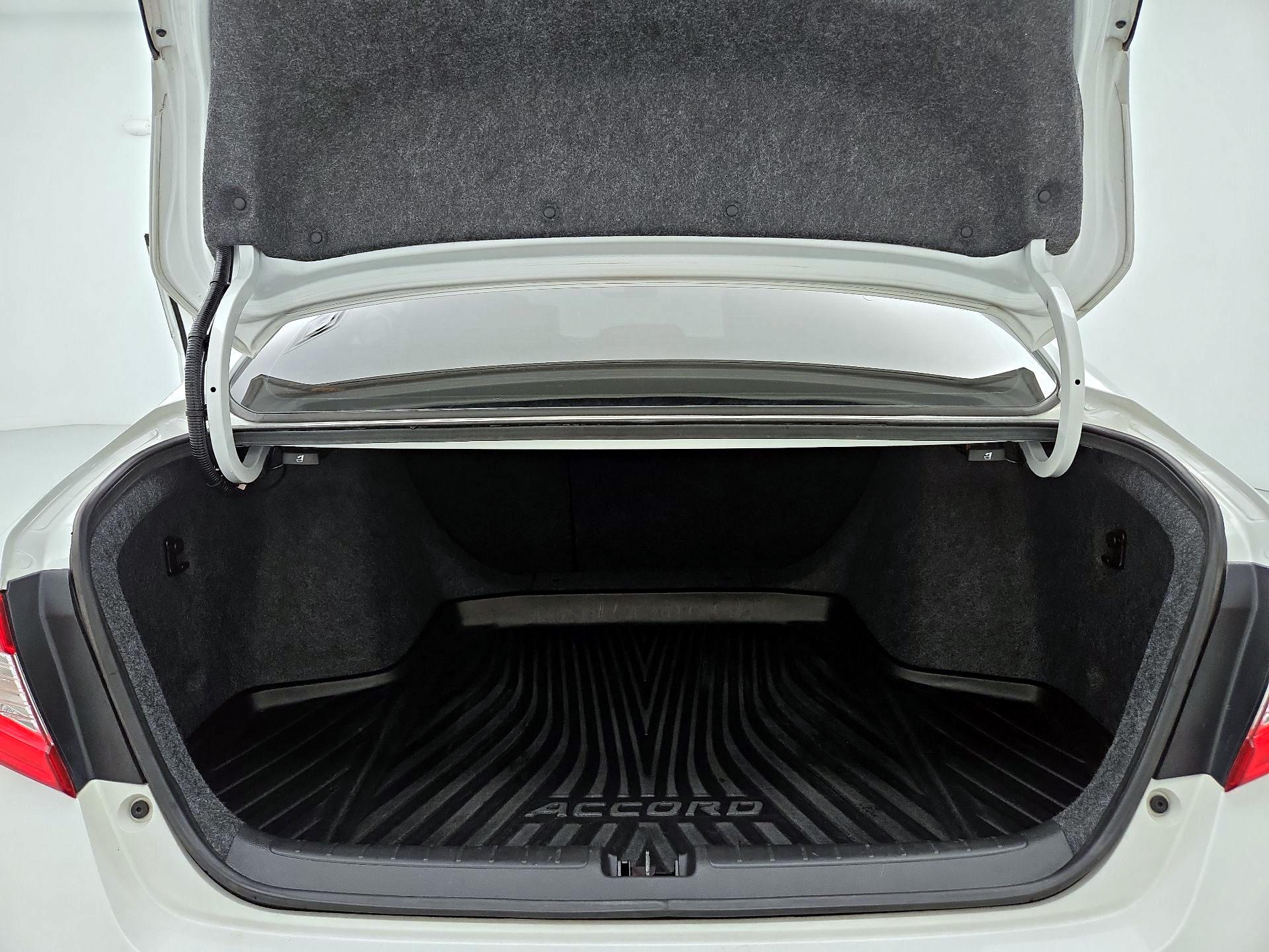 Thumbnail: 2020 Honda Accord - 20