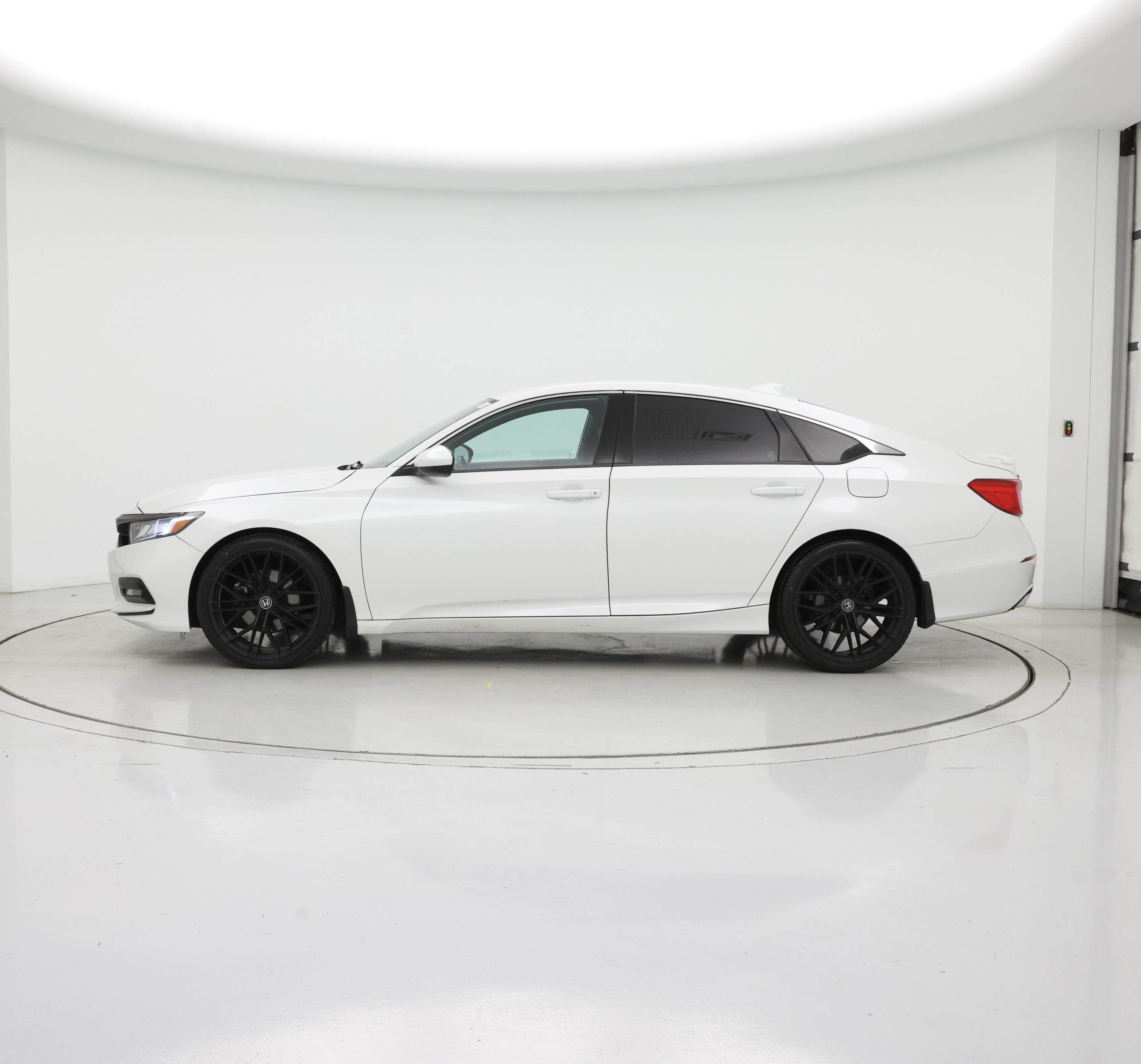 Thumbnail: 2020 Honda Accord - 3