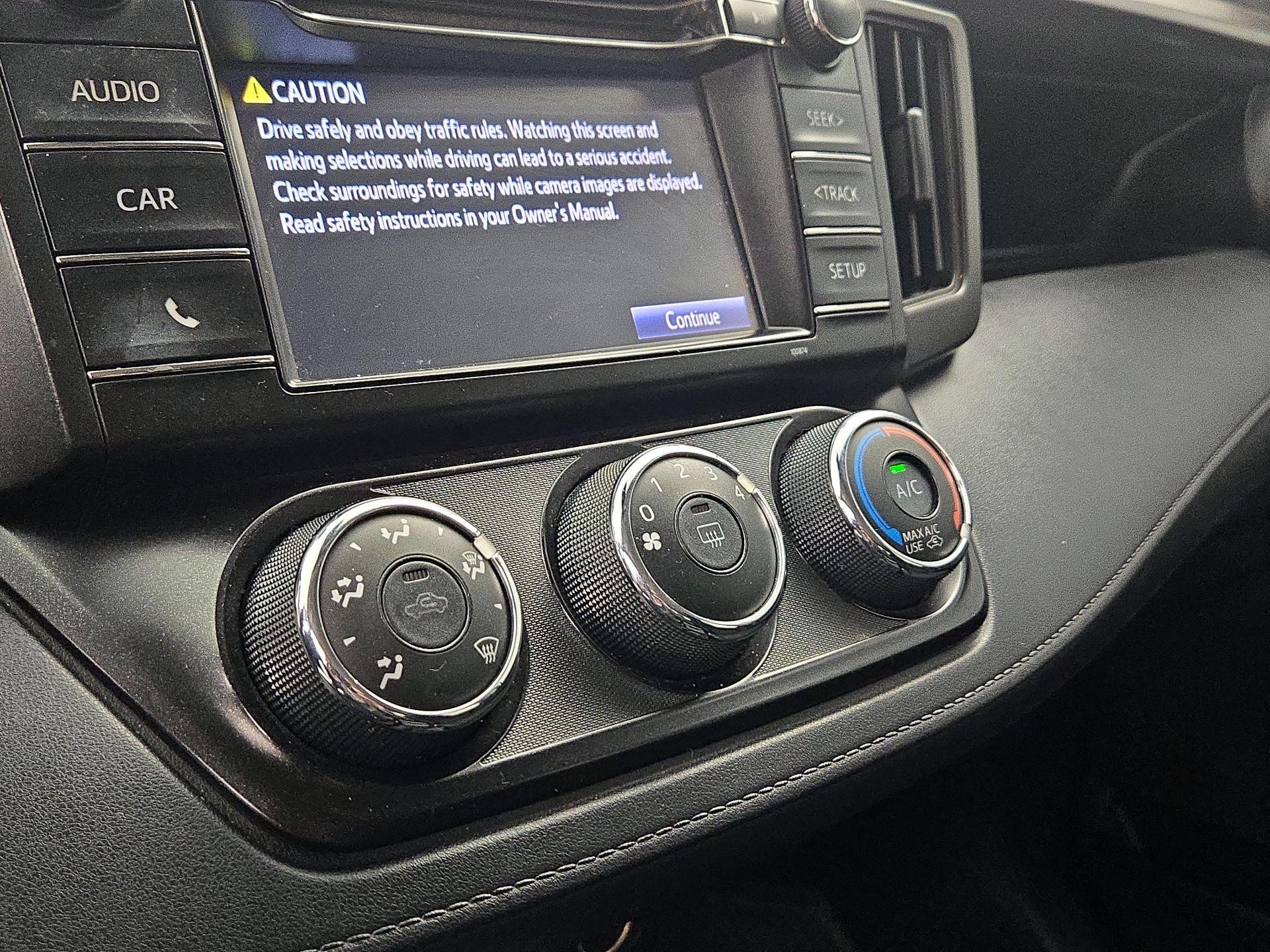 Thumbnail: 2018 Toyota RAV4 - 16