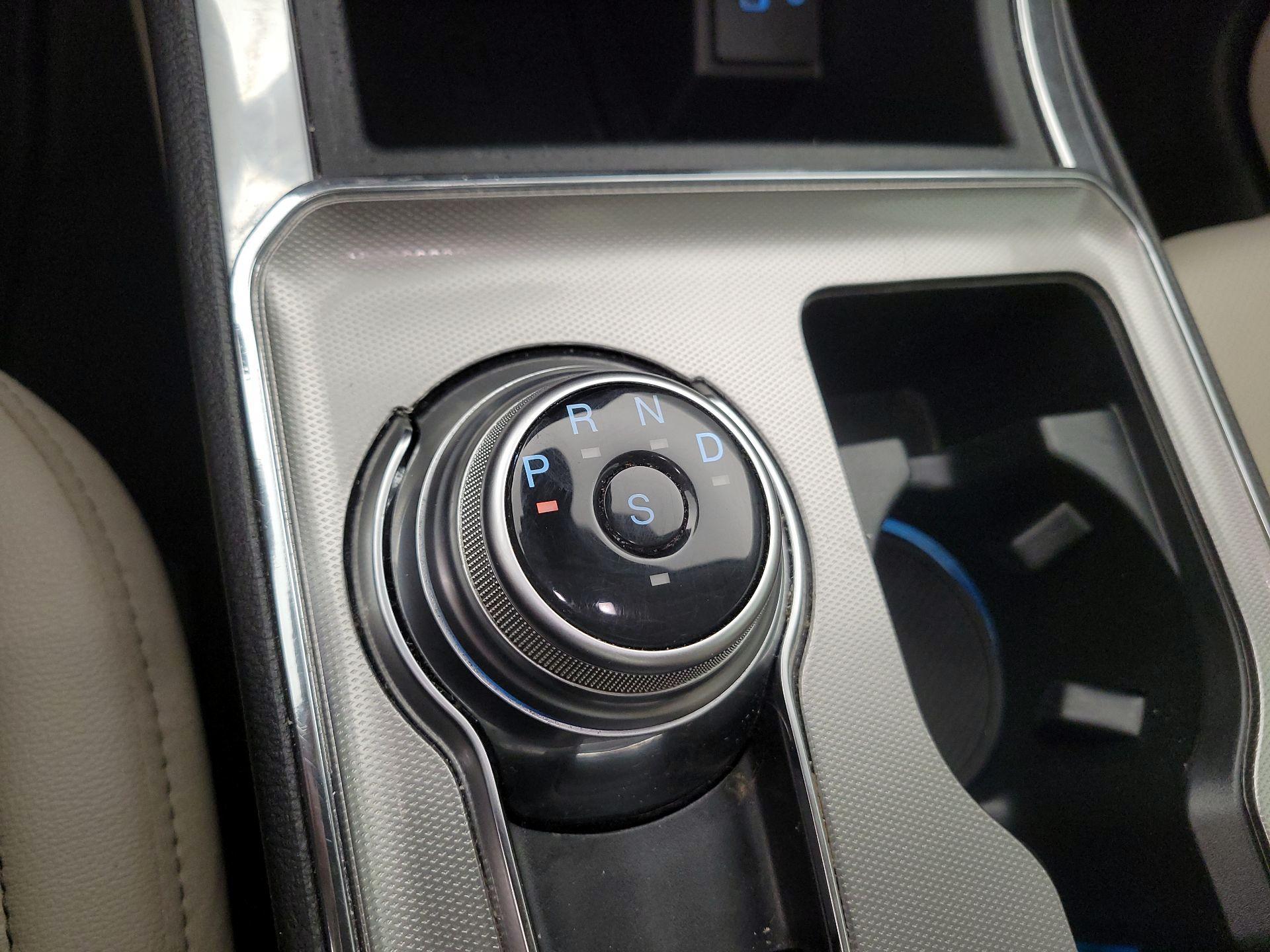 Thumbnail: 2024 Ford Edge - 18