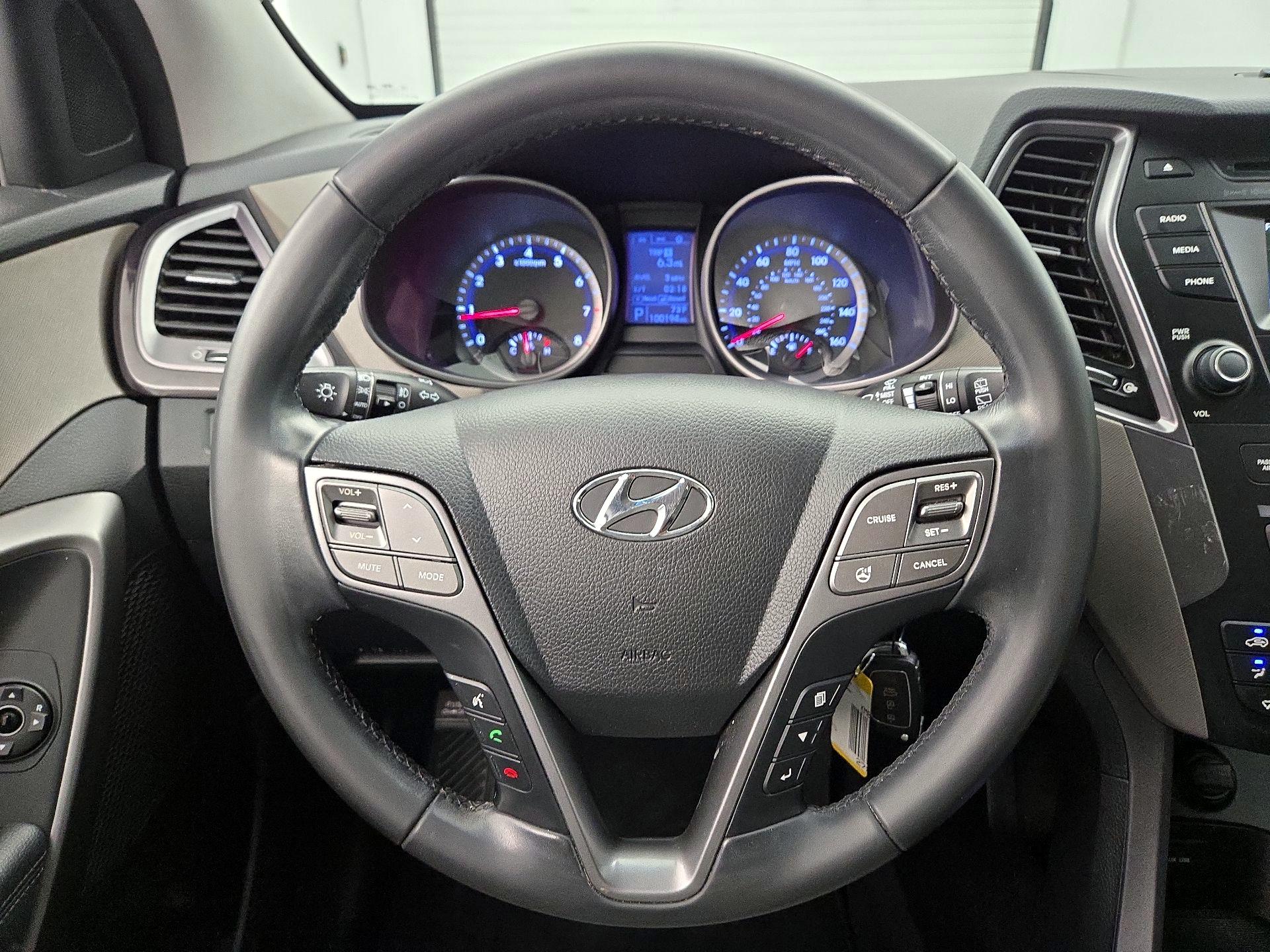 Thumbnail: 2014 Hyundai Santa Fe - 10