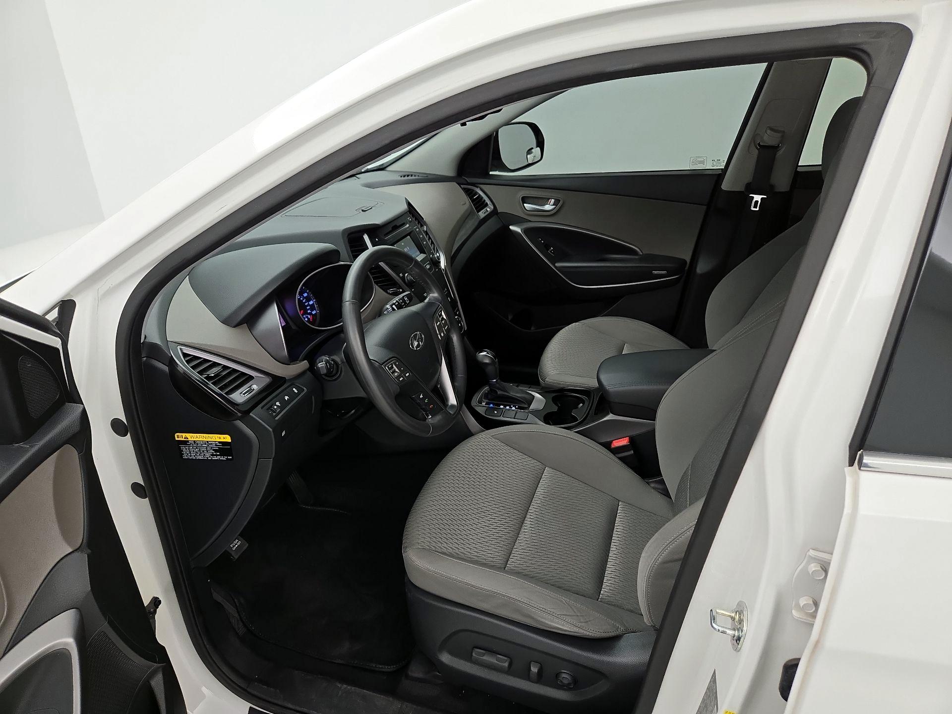 Thumbnail: 2014 Hyundai Santa Fe - 11