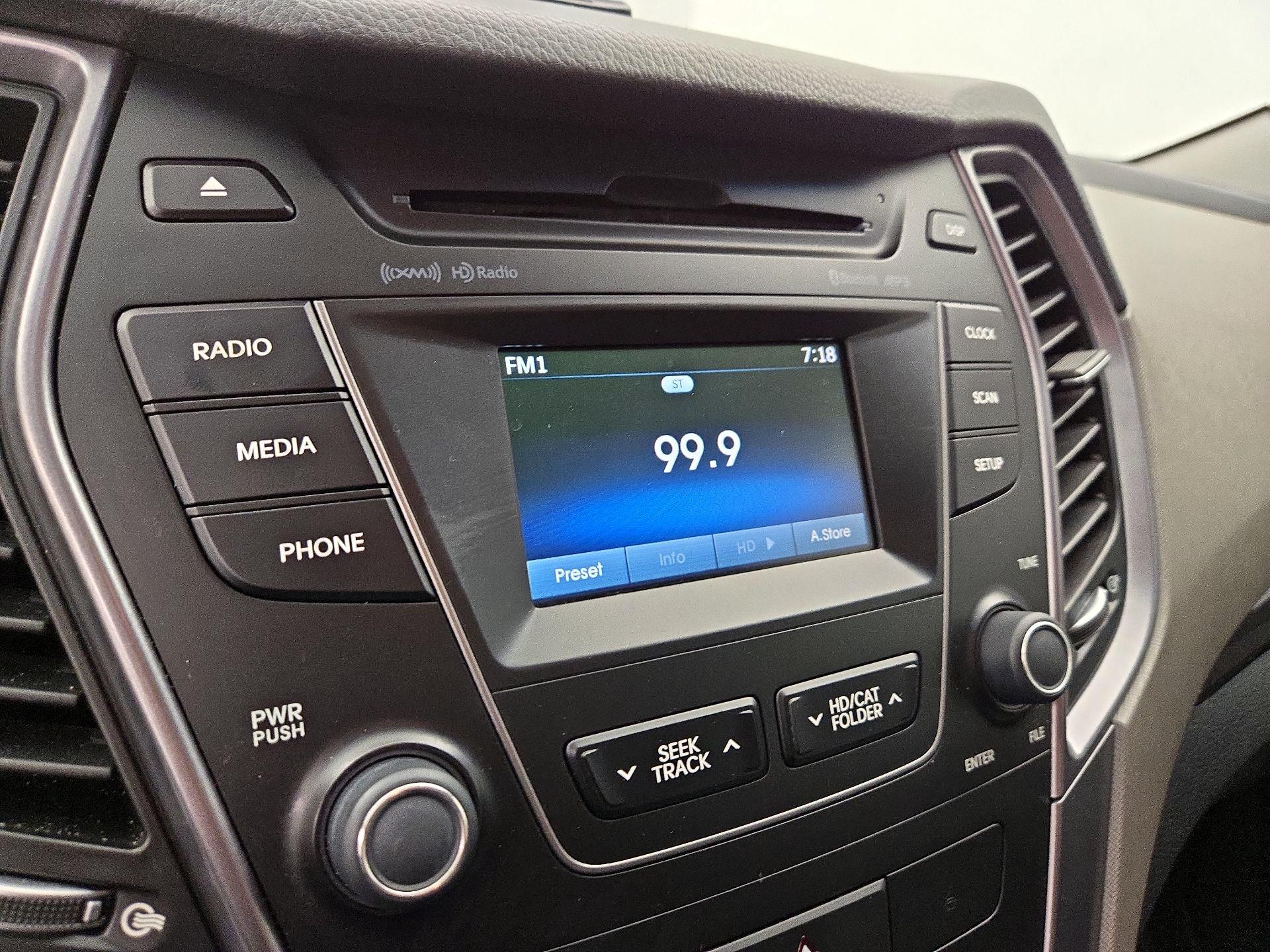 Thumbnail: 2014 Hyundai Santa Fe - 15