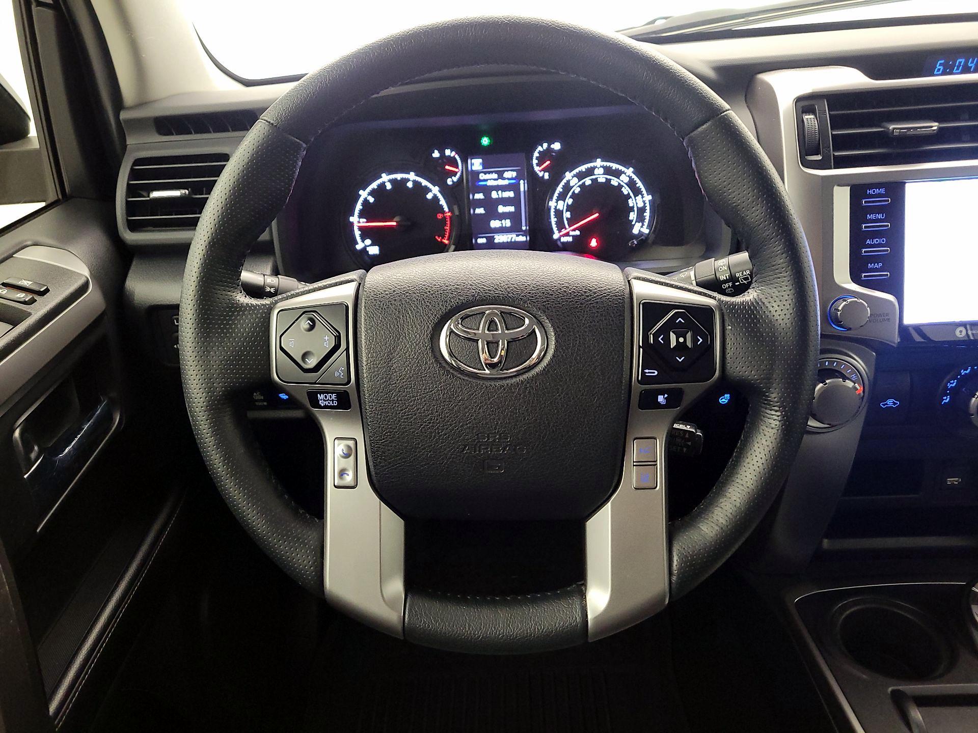 Thumbnail: 2023 Toyota 4Runner - 10