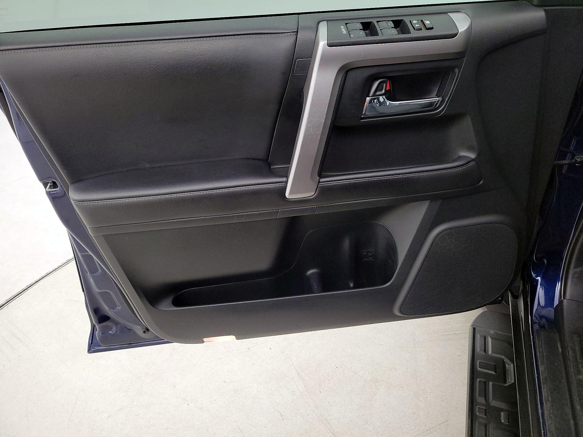 Thumbnail: 2023 Toyota 4Runner - 12