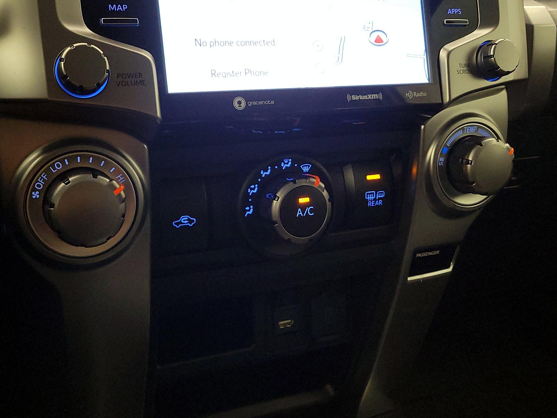 Thumbnail: 2023 Toyota 4Runner - 17