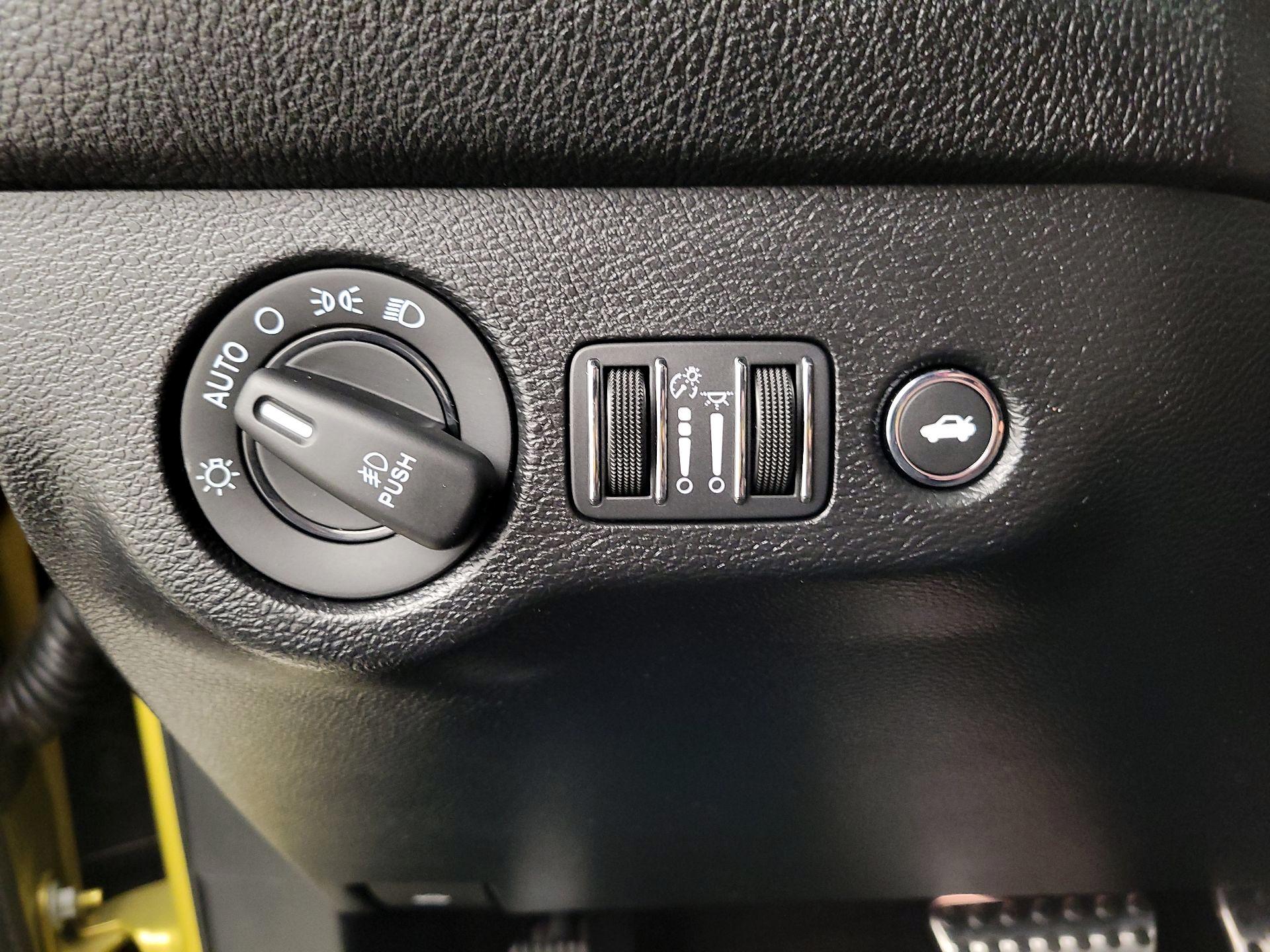 Thumbnail: 2021 Dodge Challenger - 13