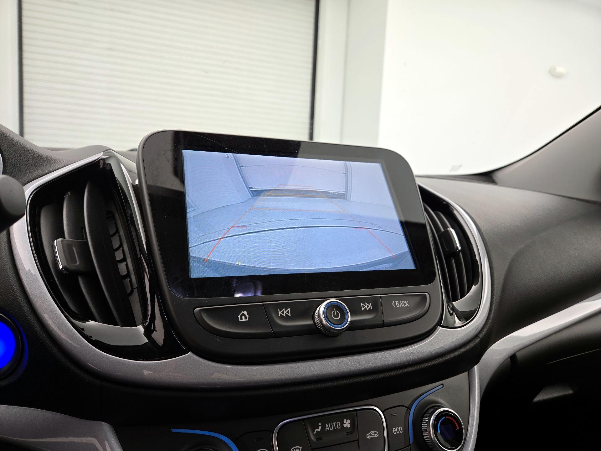 Thumbnail: 2018 Chevrolet Volt - 14