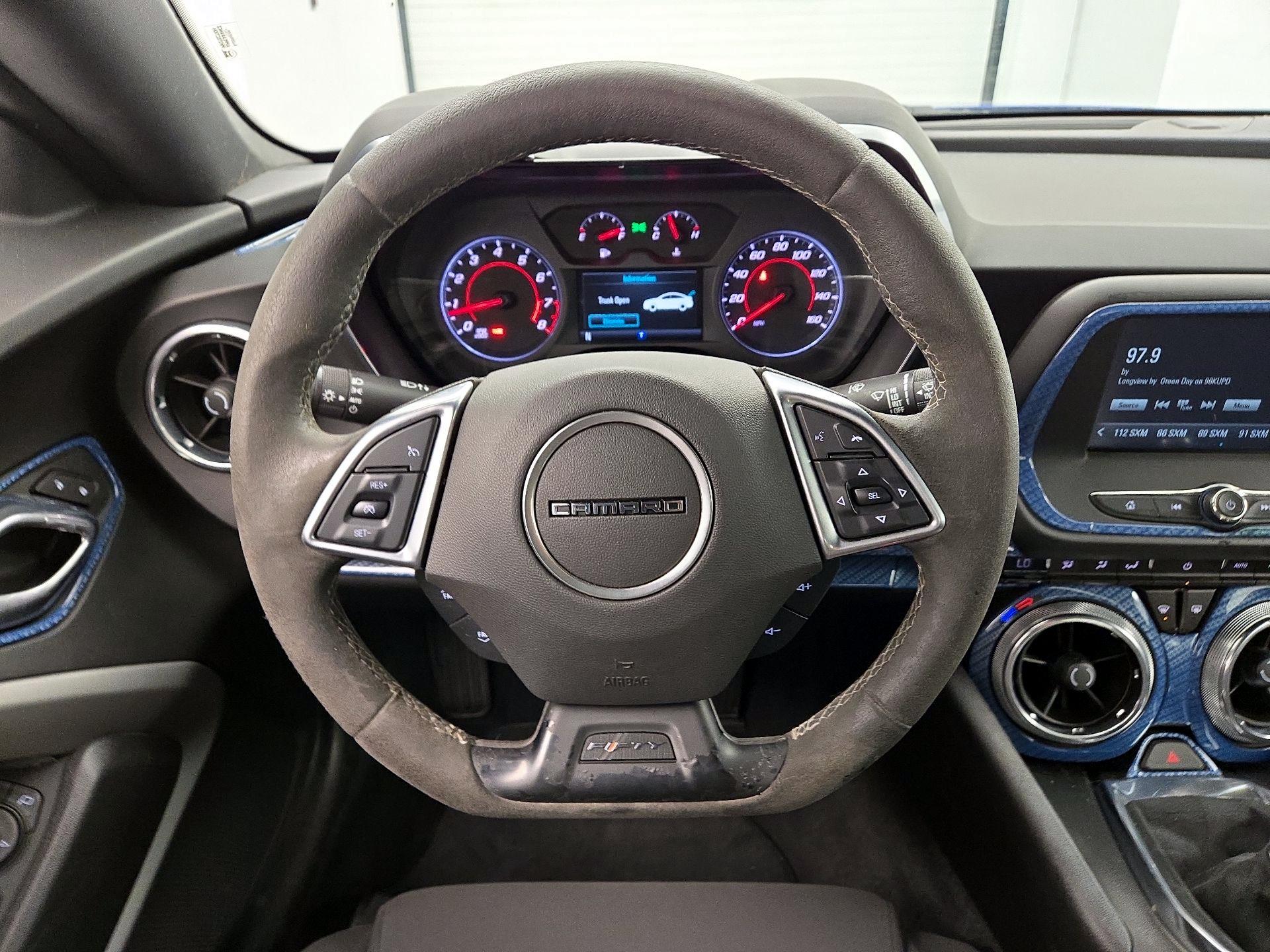 Thumbnail: 2017 Chevrolet Camaro - 10