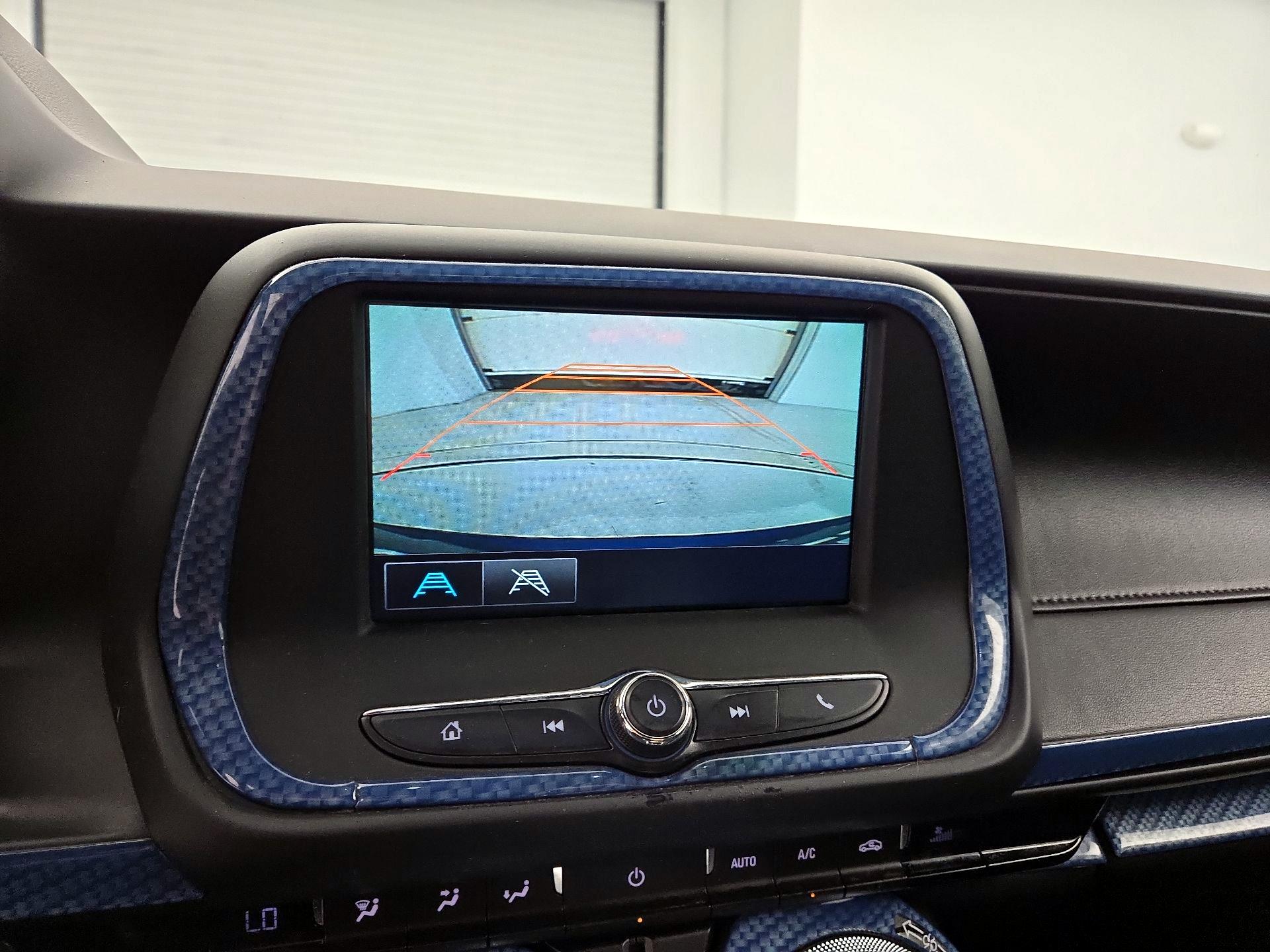 Thumbnail: 2017 Chevrolet Camaro - 14