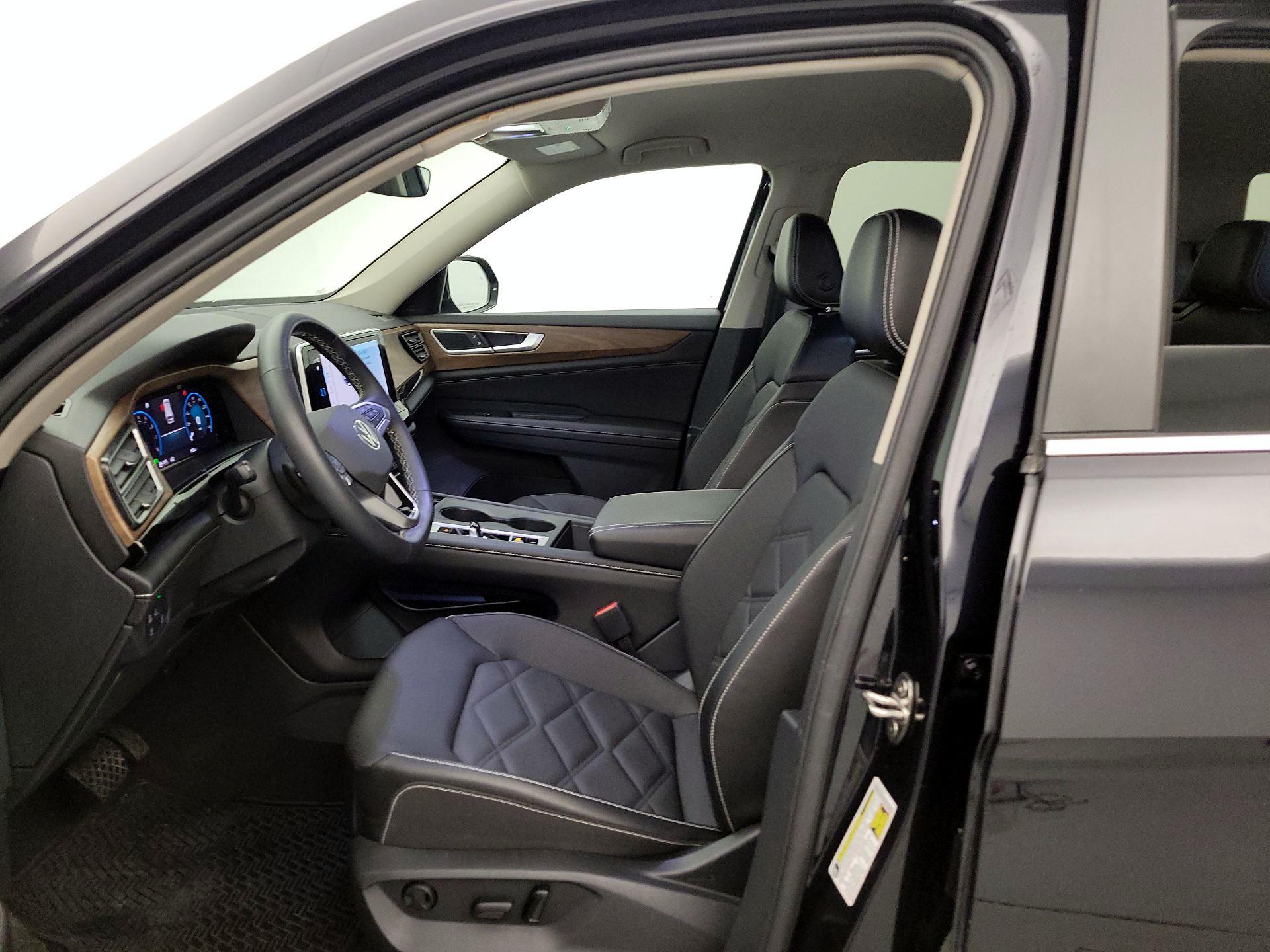 Thumbnail: 2024 Volkswagen Atlas - 11