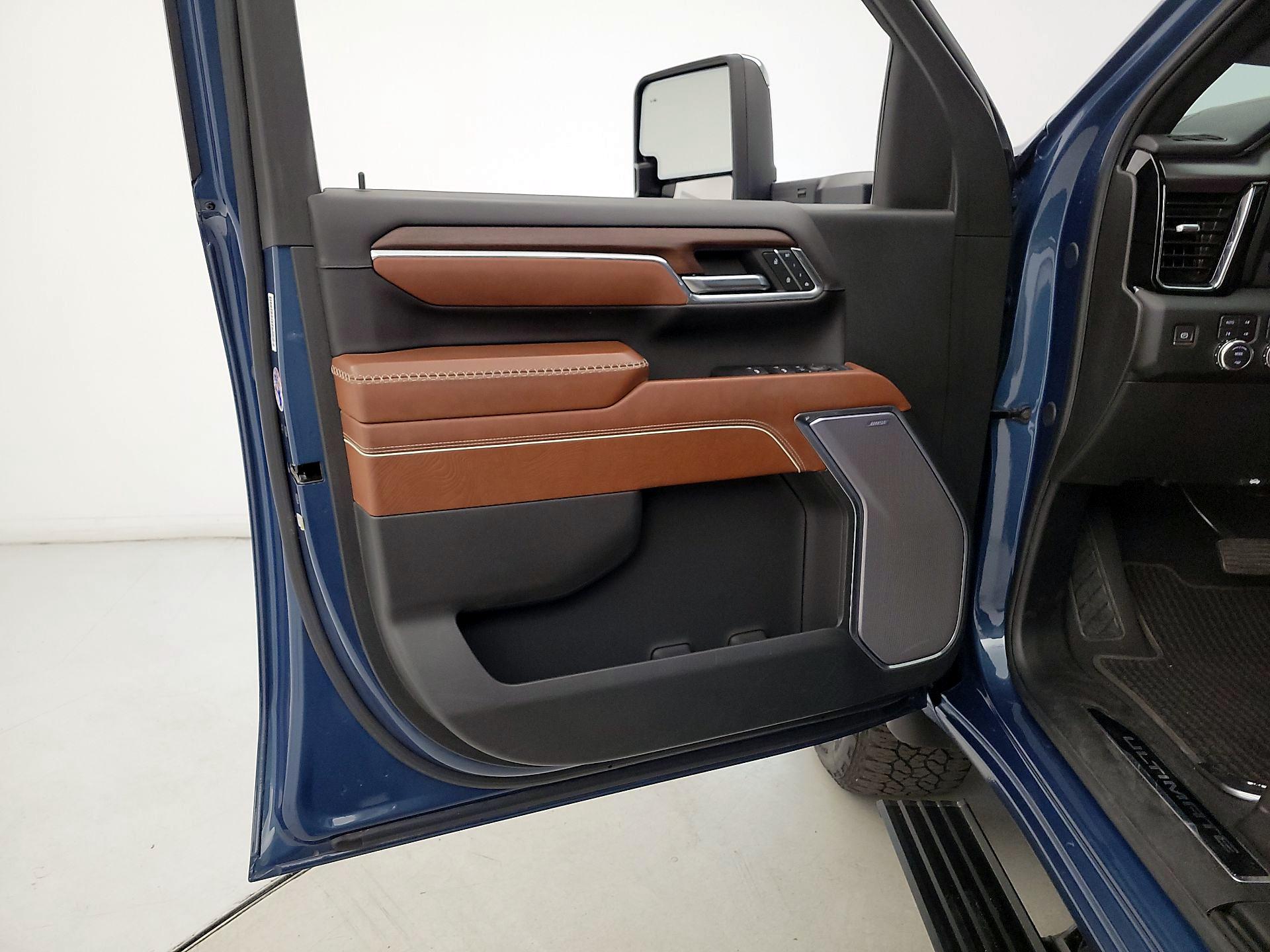 Thumbnail: 2024 GMC Sierra 2500 - 12