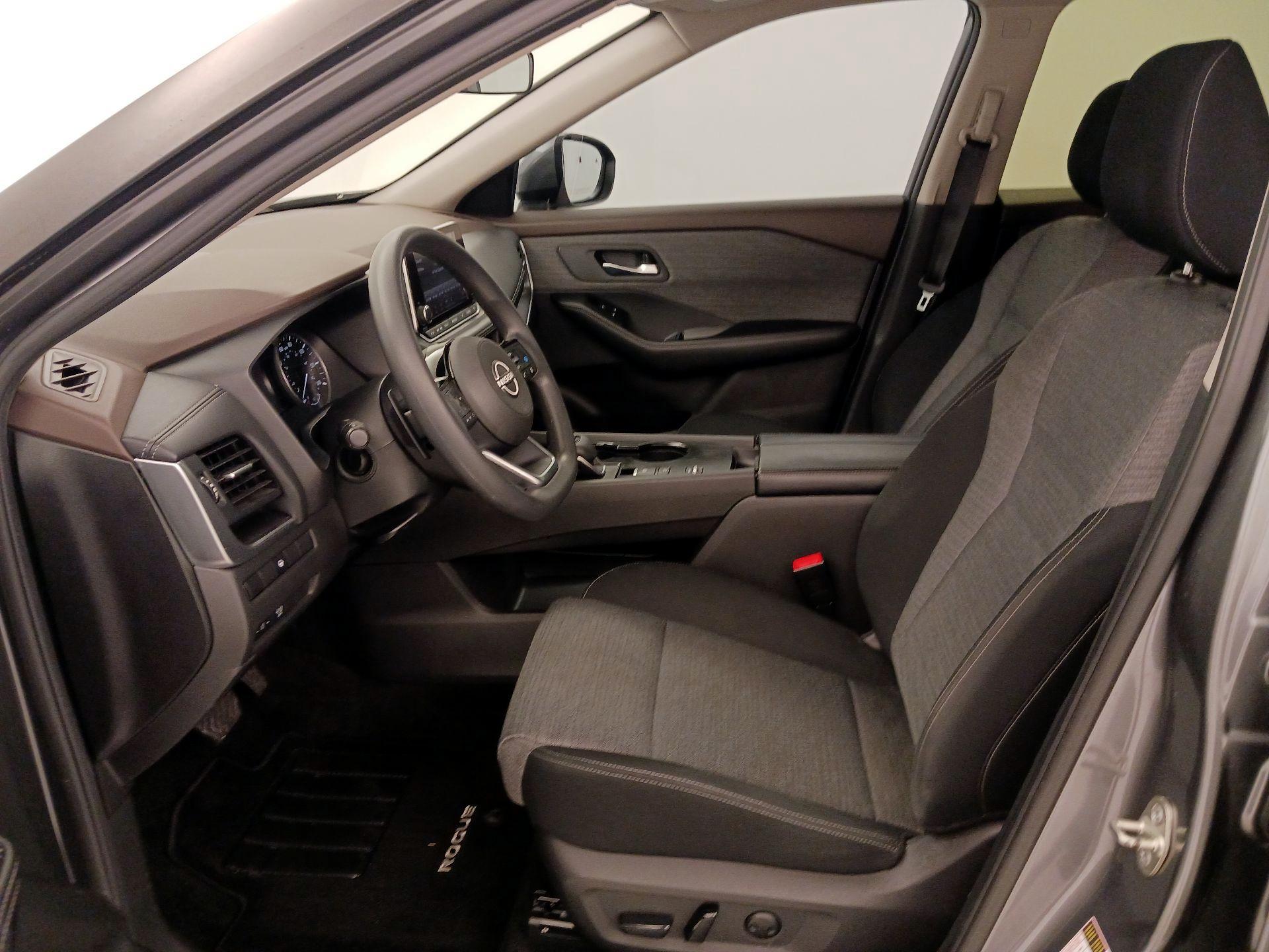 Thumbnail: 2023 Nissan Rogue - 11