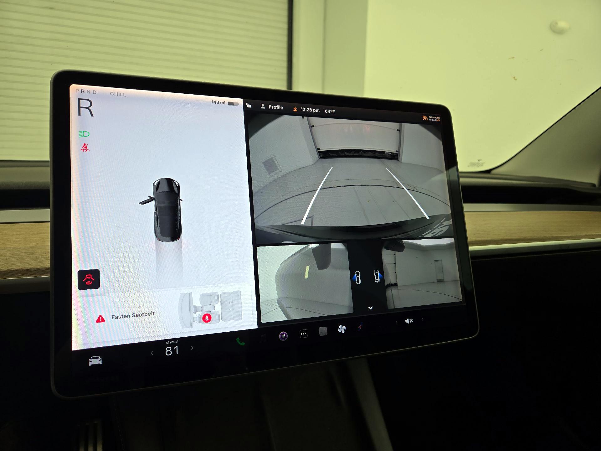 Thumbnail: 2022 Tesla Model 3 - 14