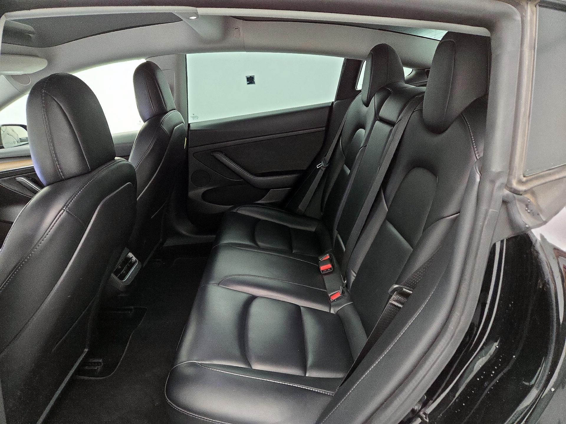 Thumbnail: 2022 Tesla Model 3 - 20