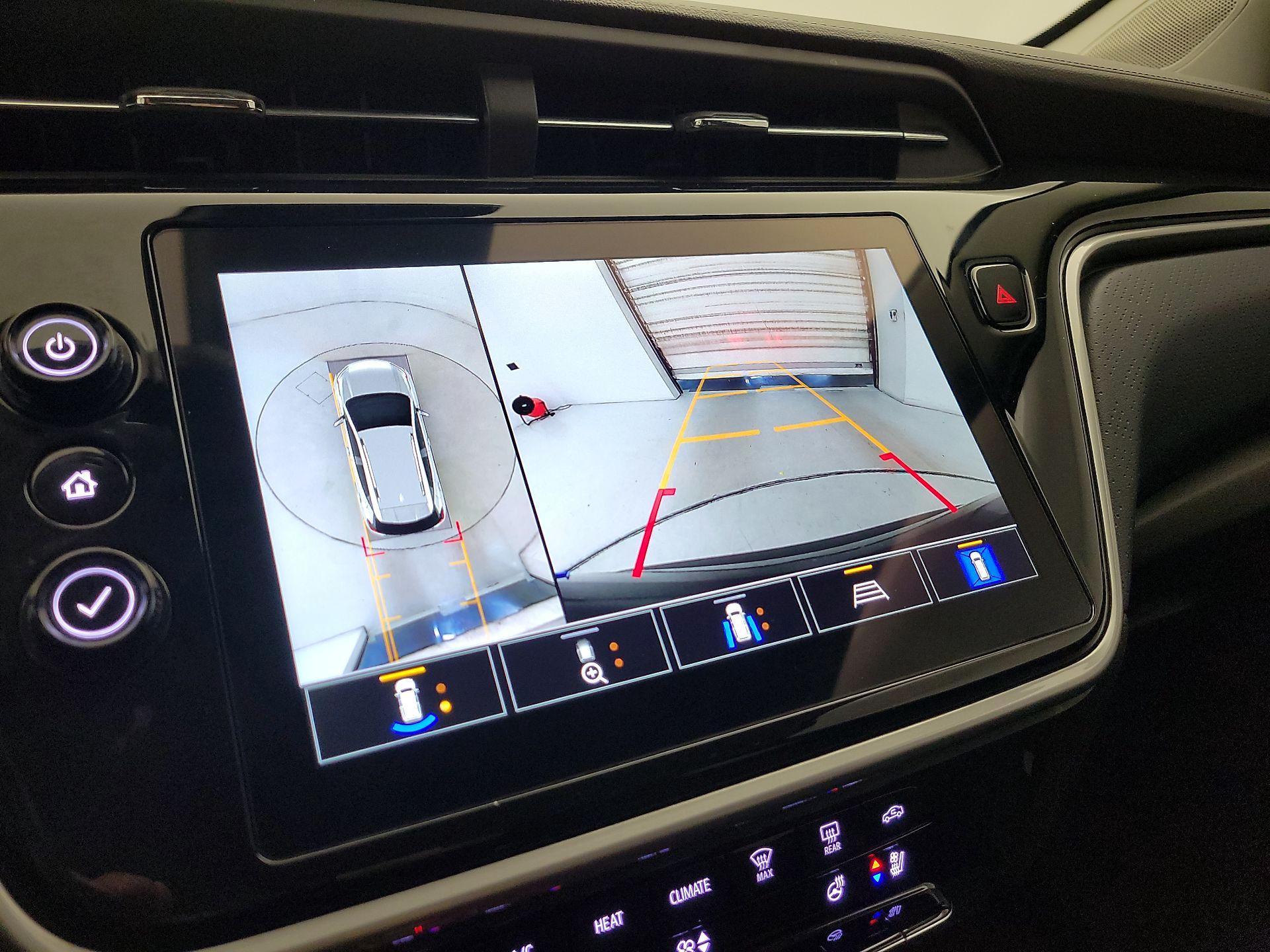 Thumbnail: 2023 Chevrolet Bolt EUV - 14