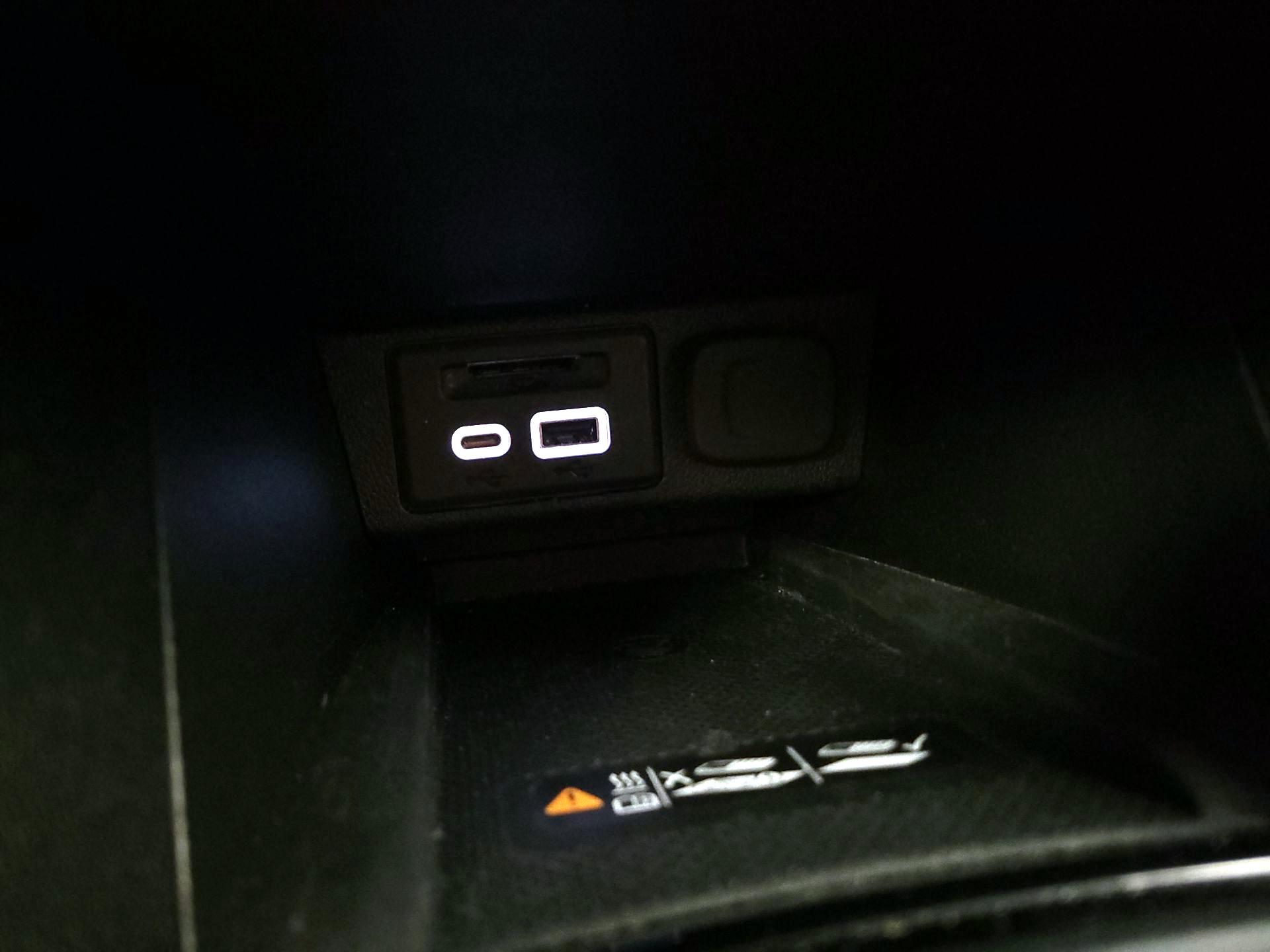 Thumbnail: 2023 Chevrolet Bolt EUV - 18