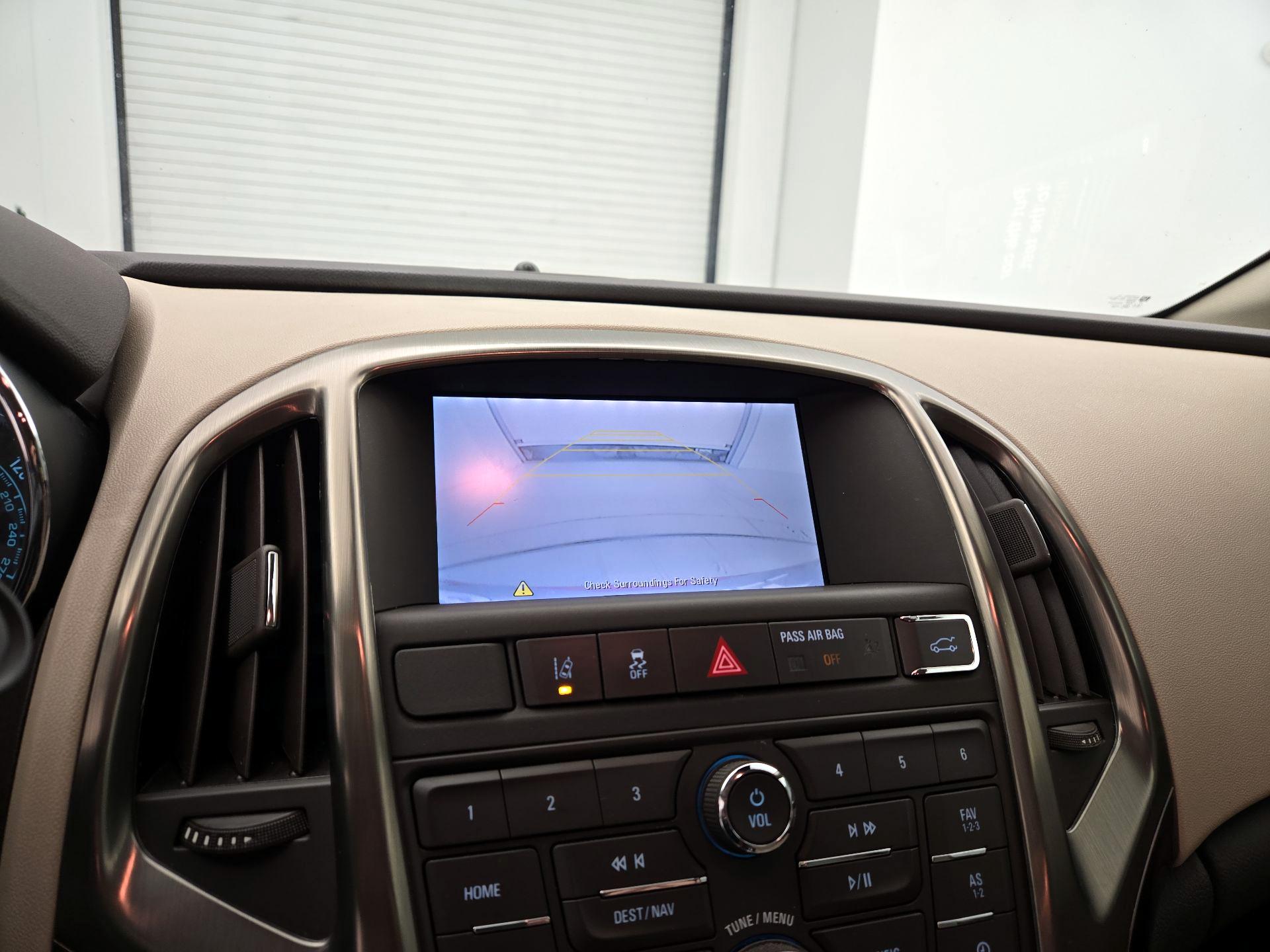 Thumbnail: 2016 Buick Verano - 15