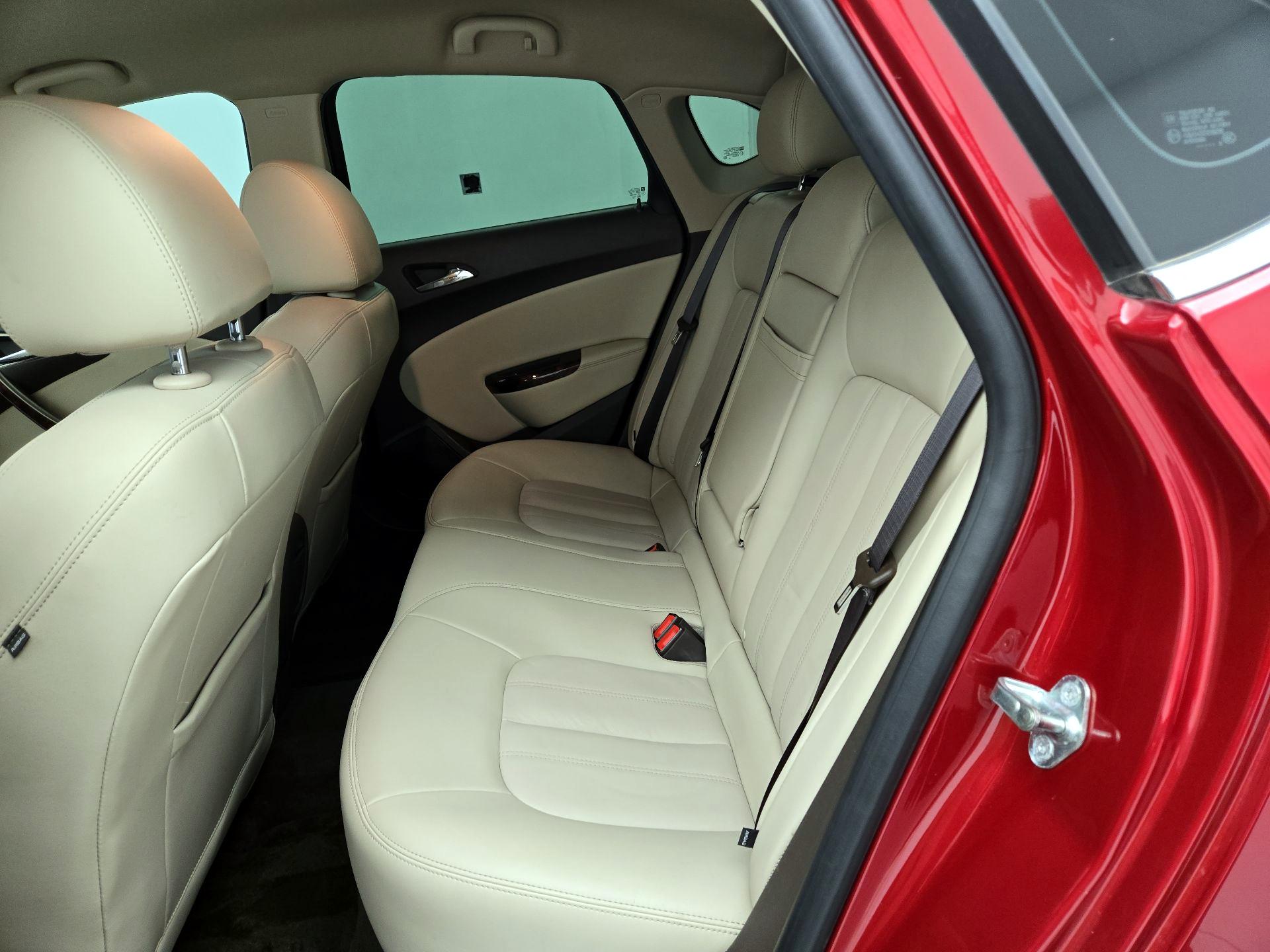 Thumbnail: 2016 Buick Verano - 20