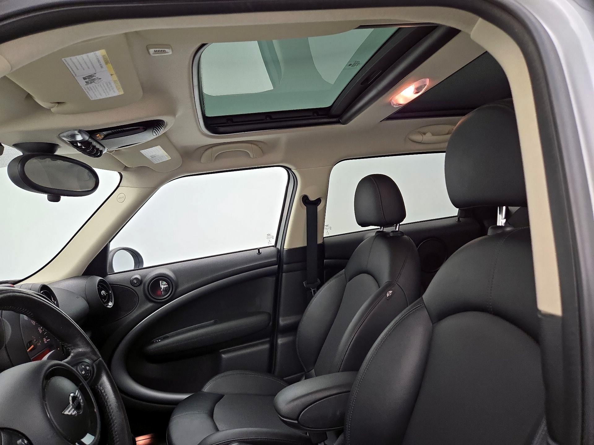 Thumbnail: 2015 MINI Cooper Countryman - 17