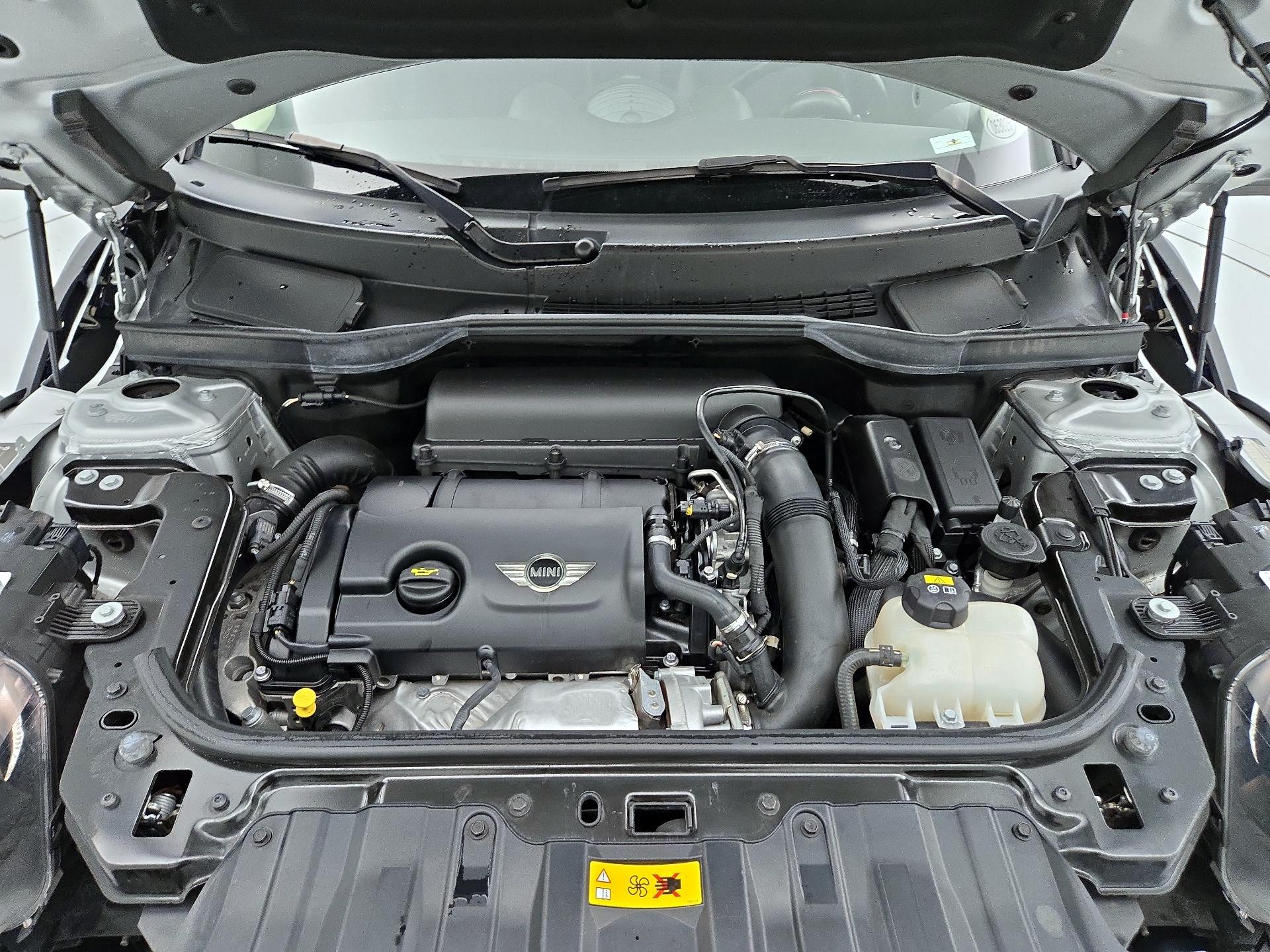 Thumbnail: 2015 MINI Cooper Countryman - 20