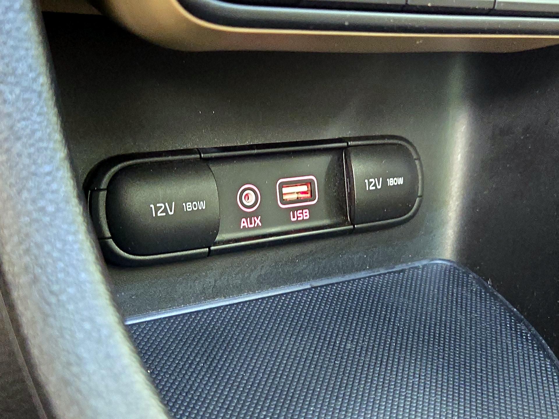 Thumbnail: 2017 Kia Sportage - 18