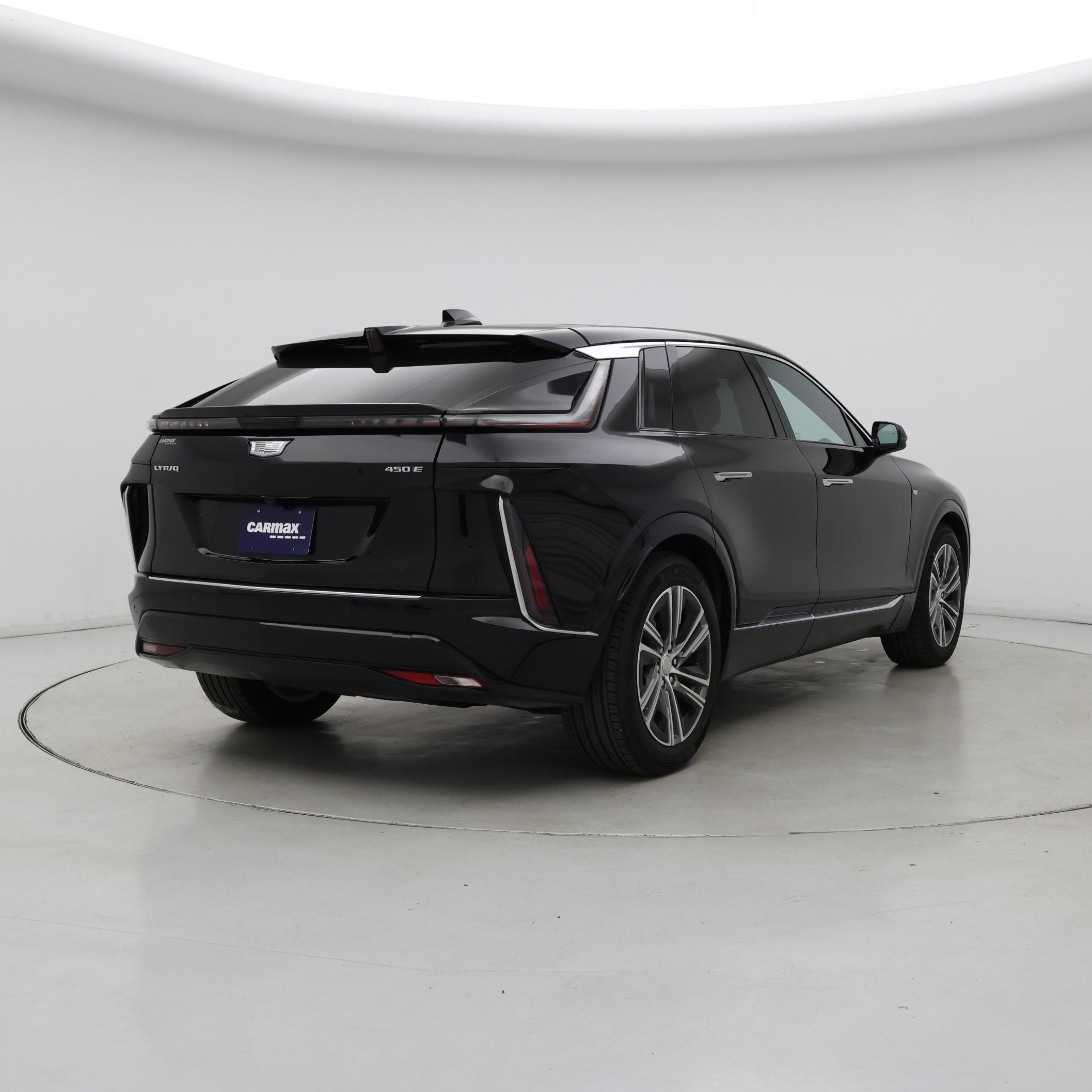 Thumbnail: 2024 Cadillac Lyriq - 8