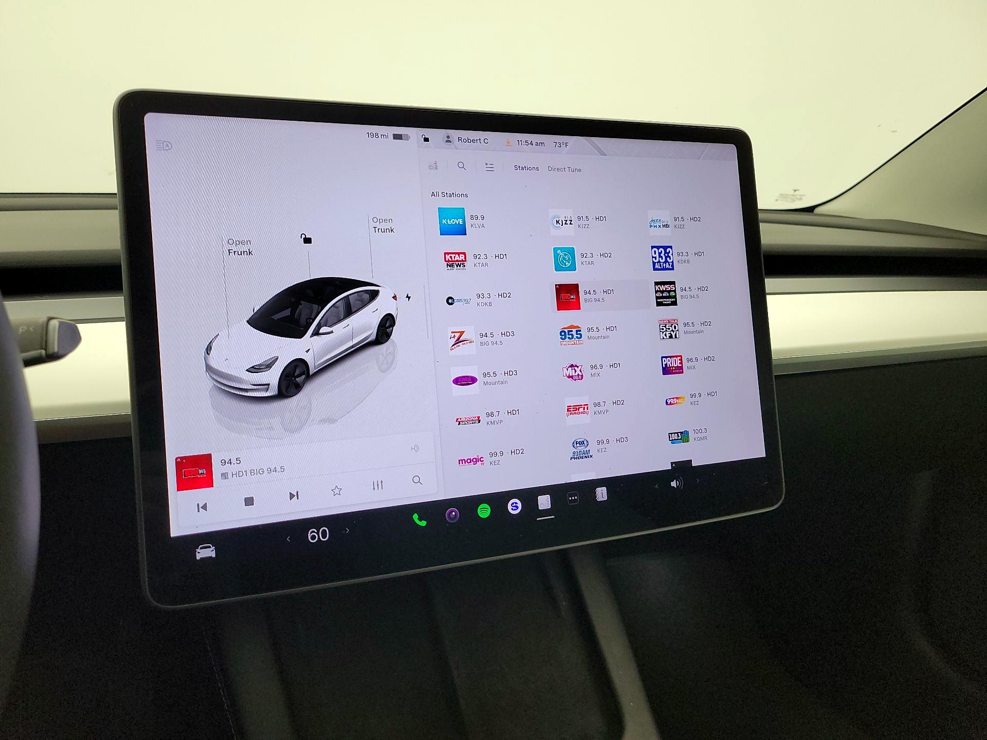 Thumbnail: 2022 Tesla Model 3 - 15