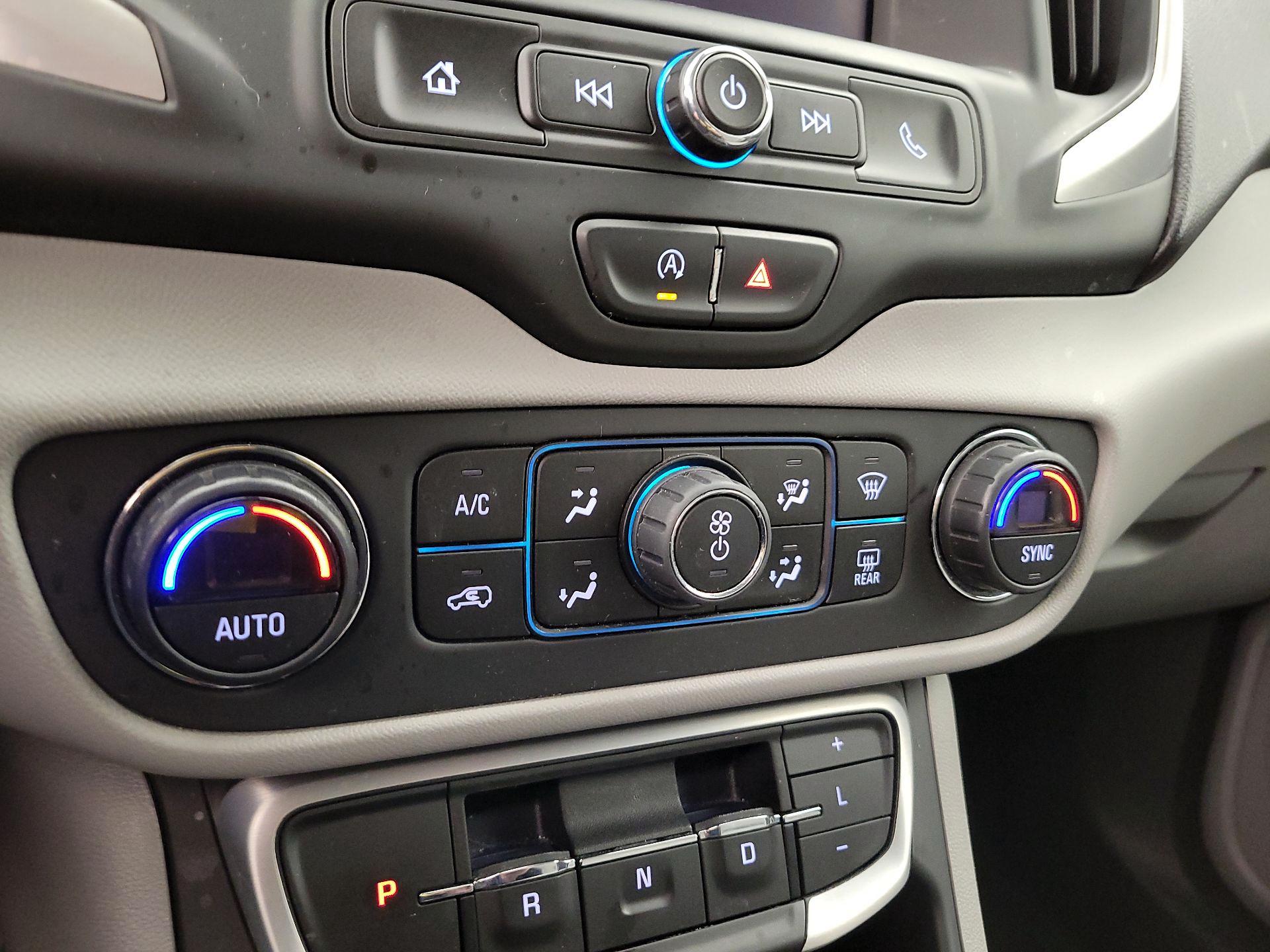 Thumbnail: 2022 GMC Terrain - 16