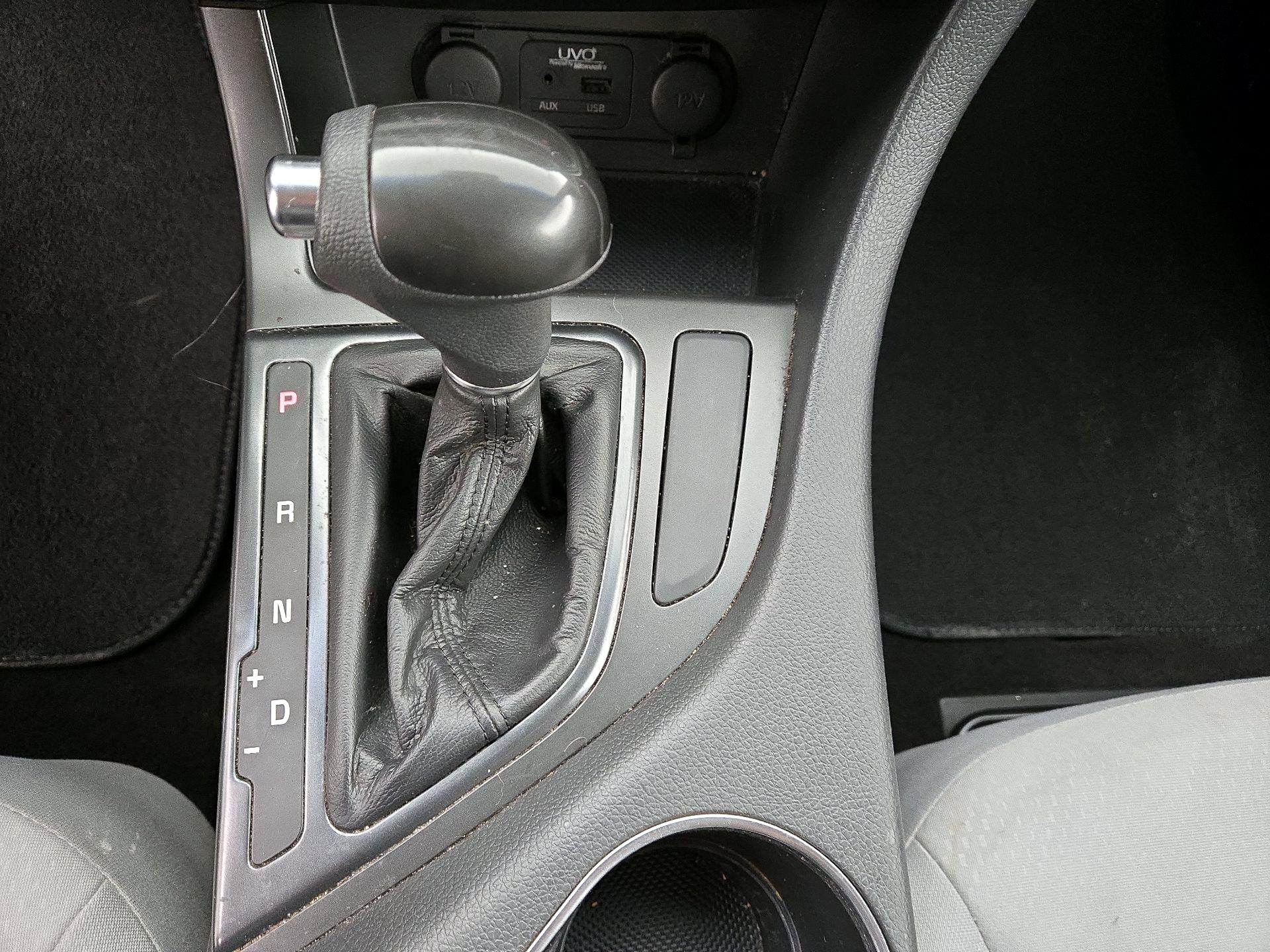 Thumbnail: 2015 Kia Optima - 17