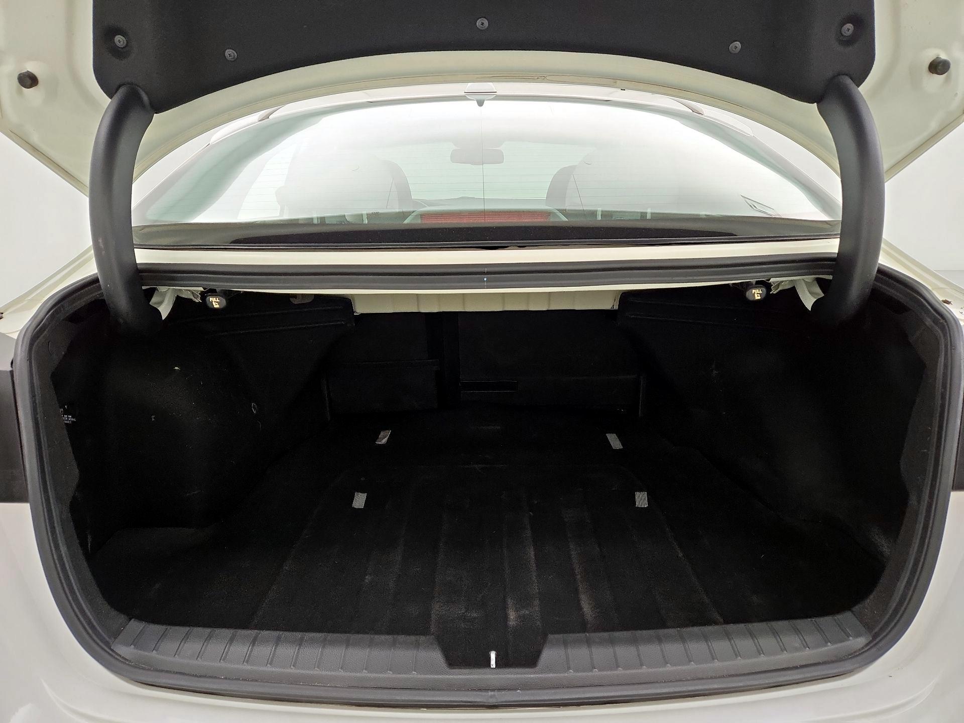 Thumbnail: 2015 Kia Optima - 20