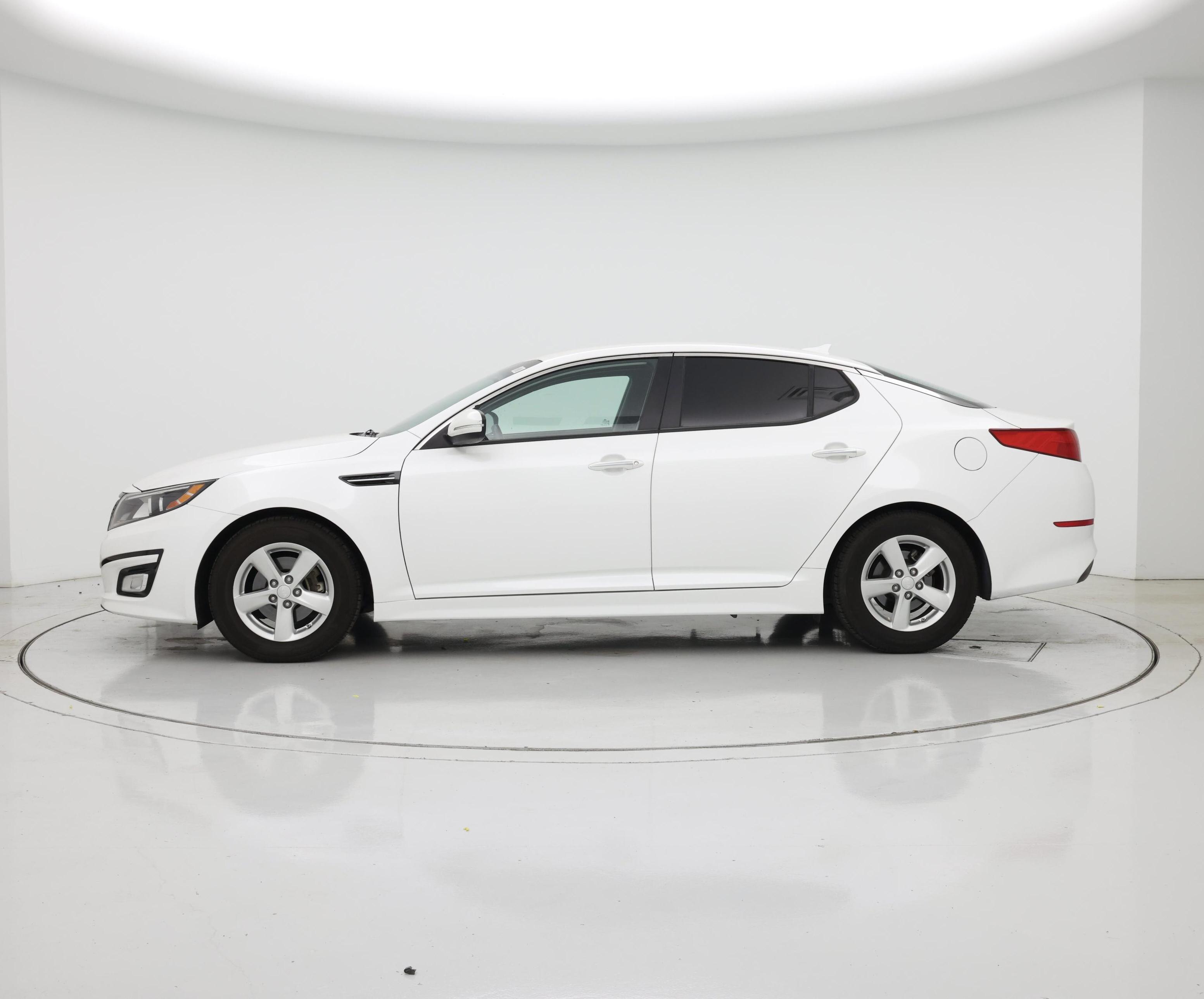 Thumbnail: 2015 Kia Optima - 3