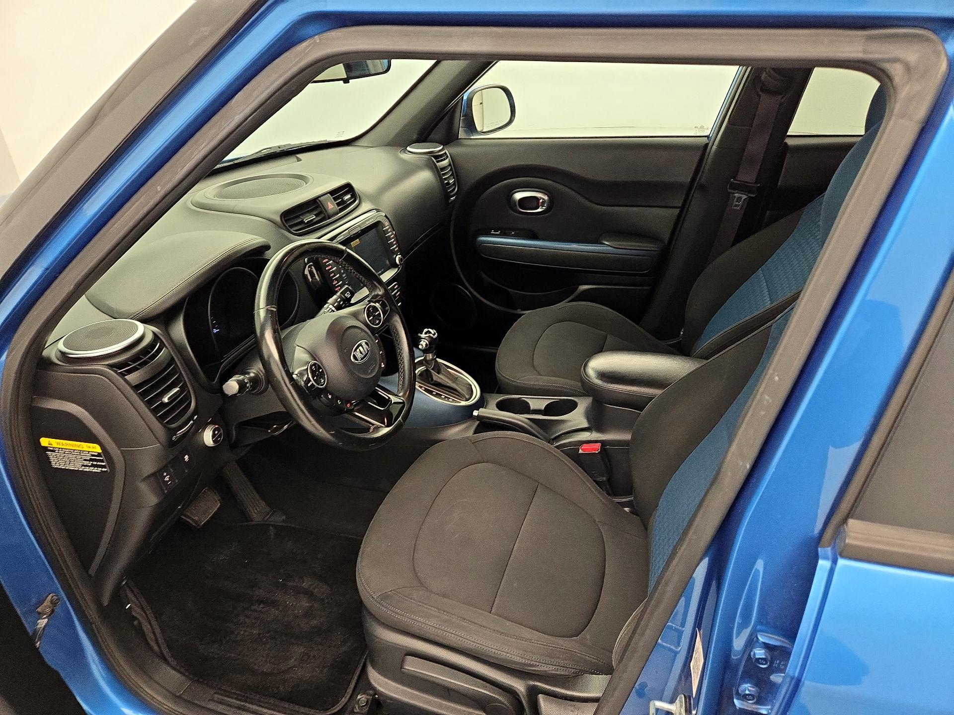 Thumbnail: 2015 Kia Soul - 11