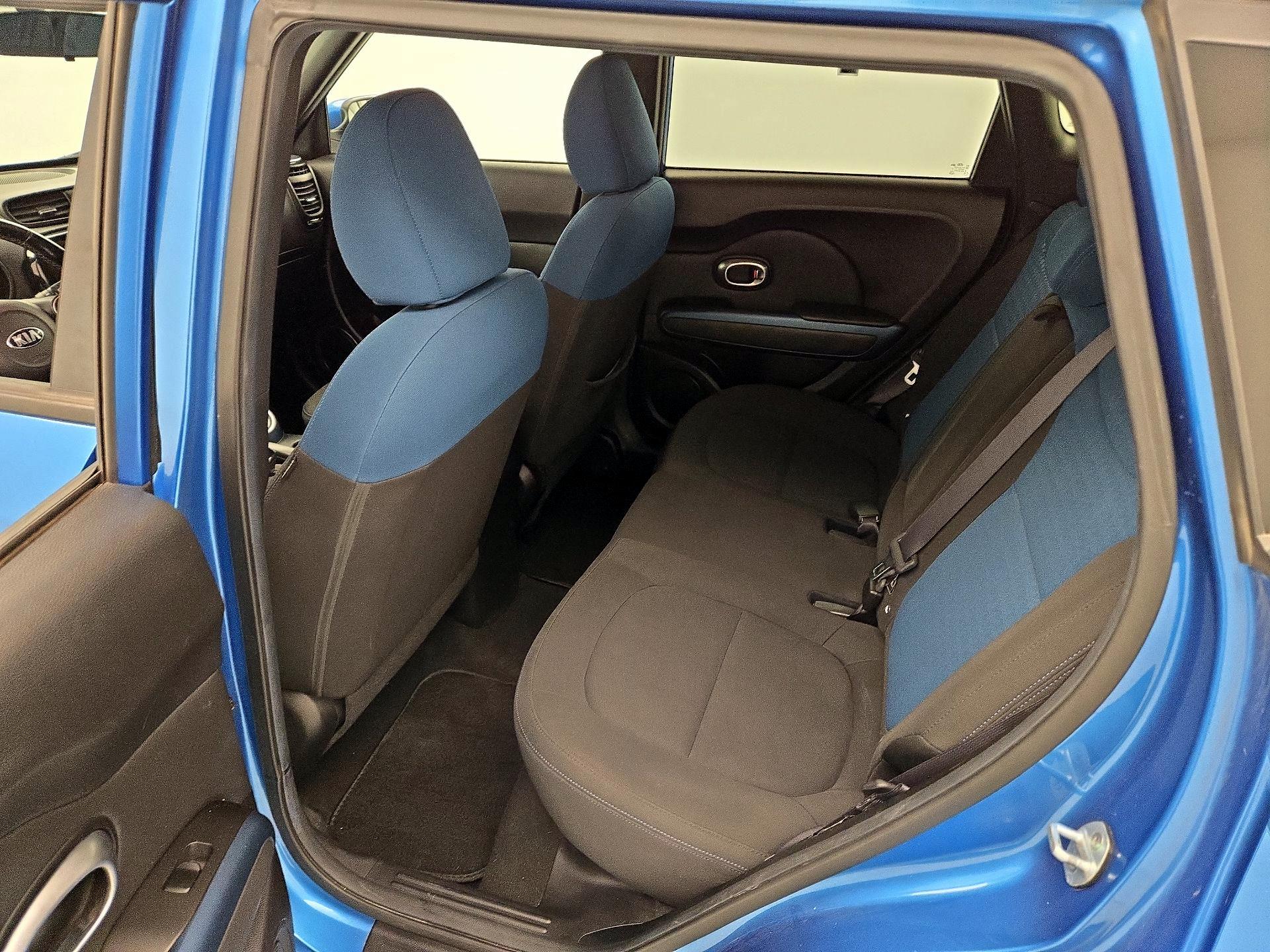 Thumbnail: 2015 Kia Soul - 20