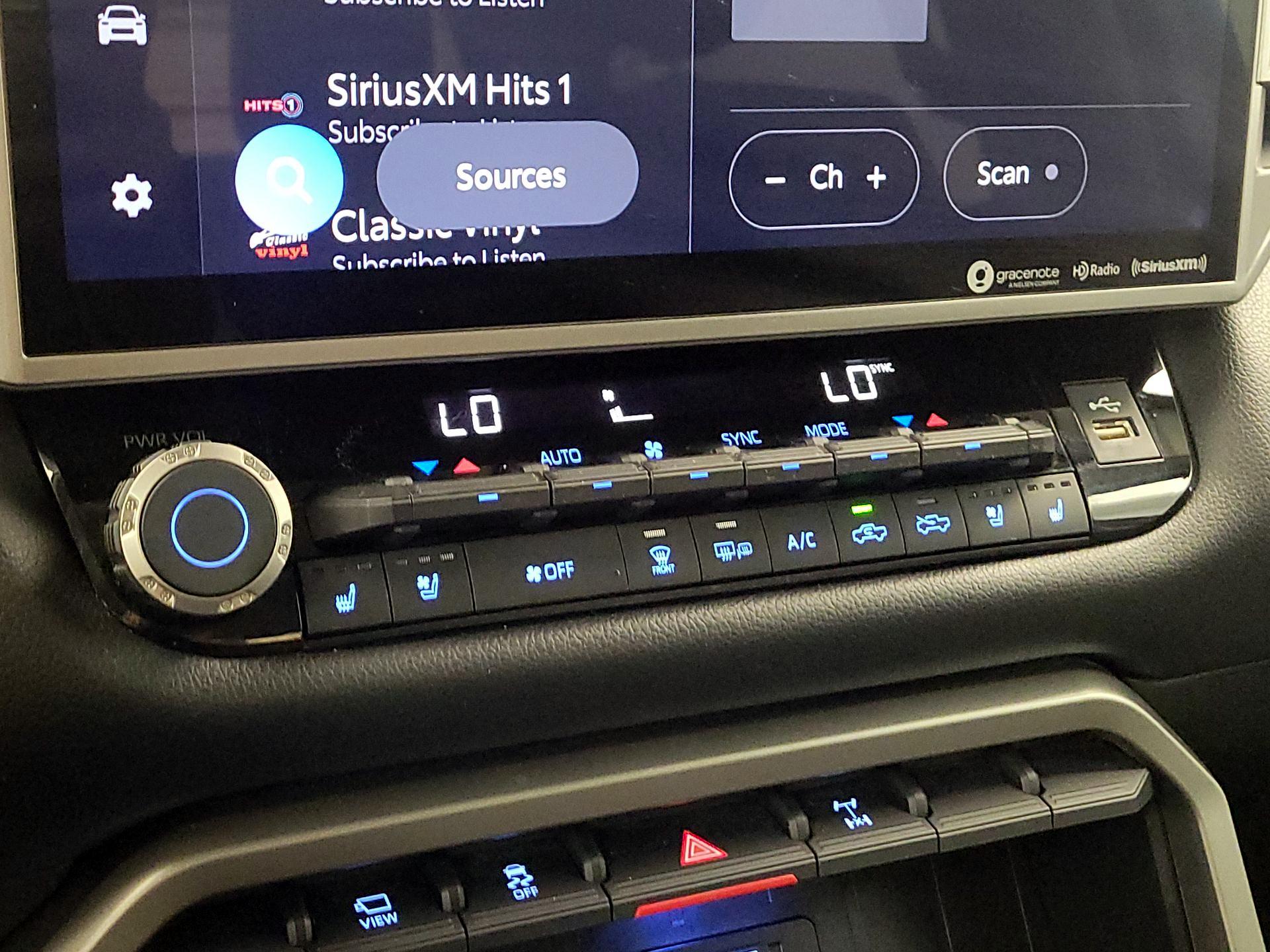 Thumbnail: 2023 Toyota Tundra - 16