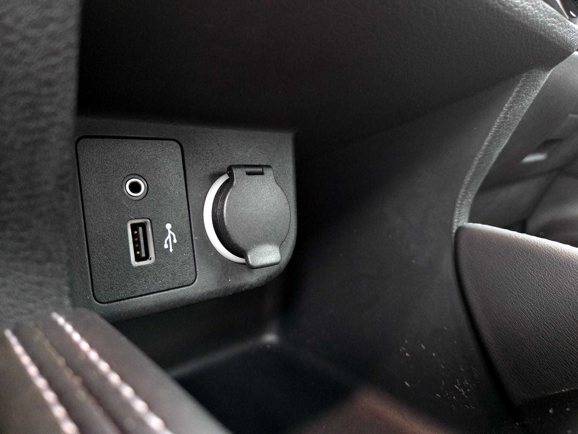 Thumbnail: 2019 Nissan Kicks - 18