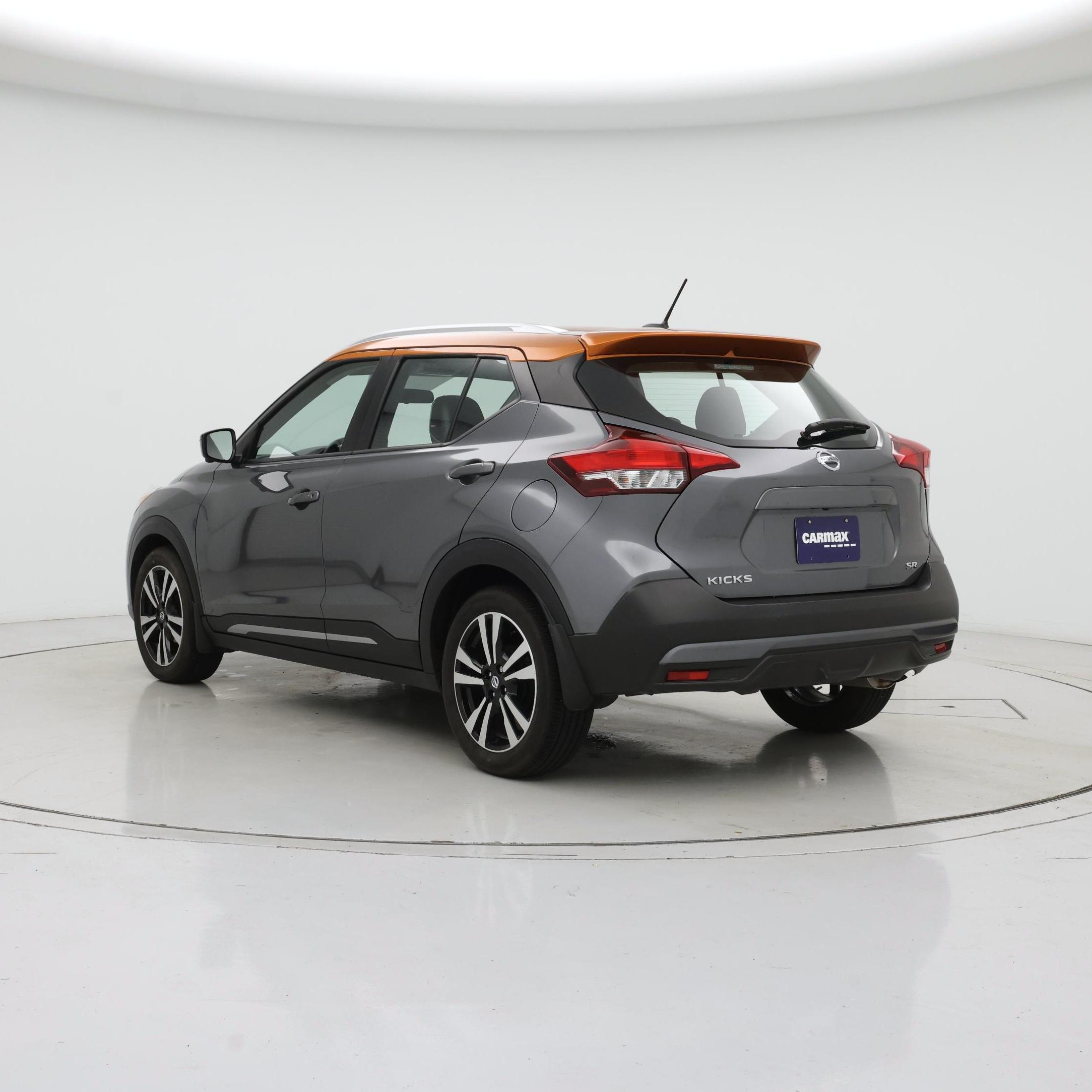 Thumbnail: 2019 Nissan Kicks - 2