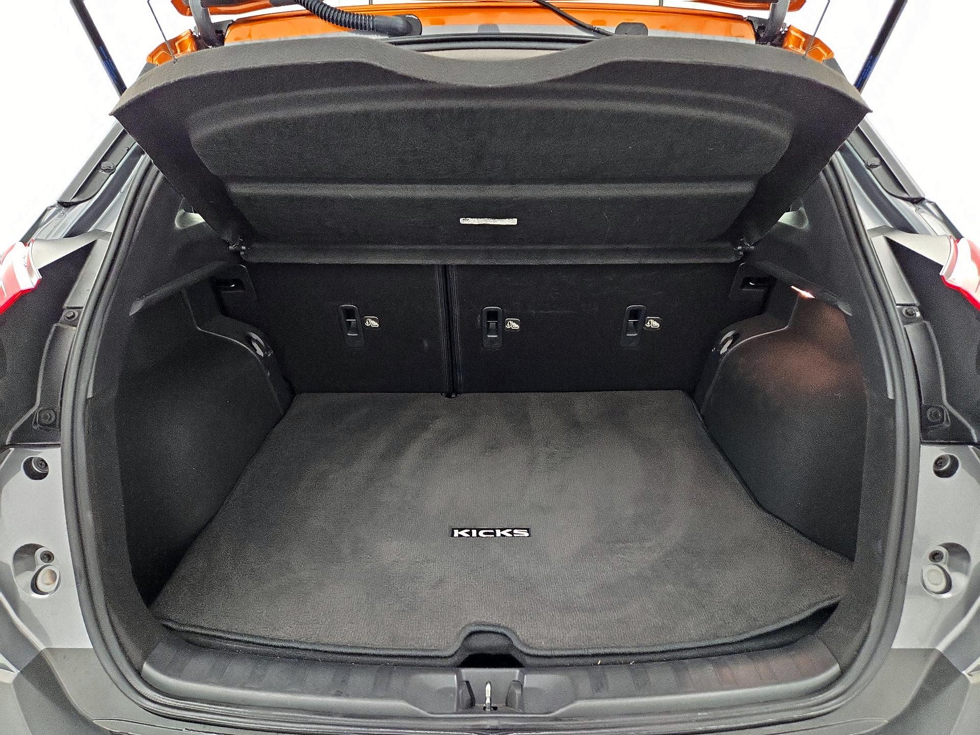 Thumbnail: 2019 Nissan Kicks - 20